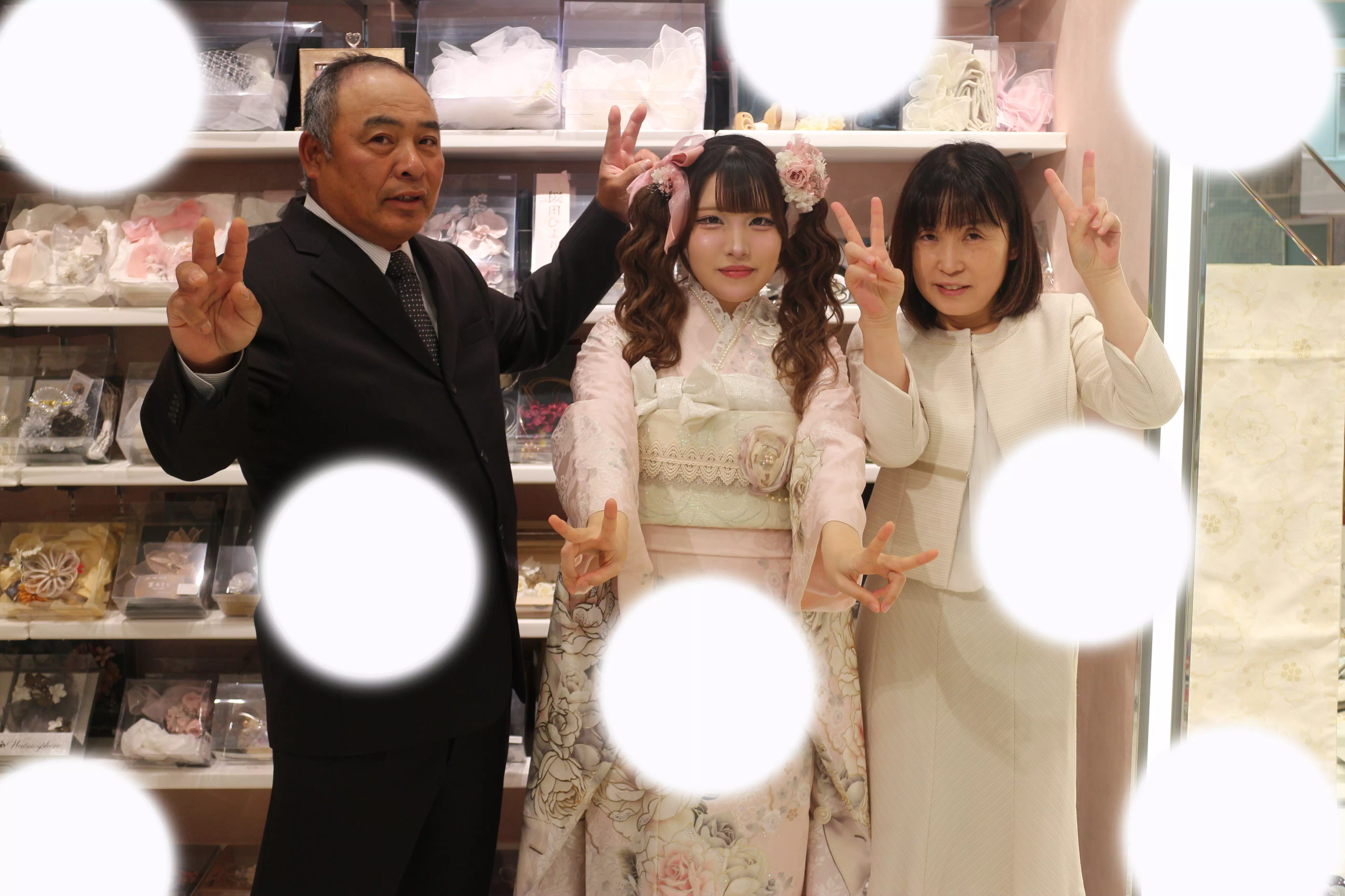 TTAKAZEN神戸店　　ヘップバーン　ピンク前撮り撮影会　イマドキ　カワイイ　コディネート　振袖　レンタル　