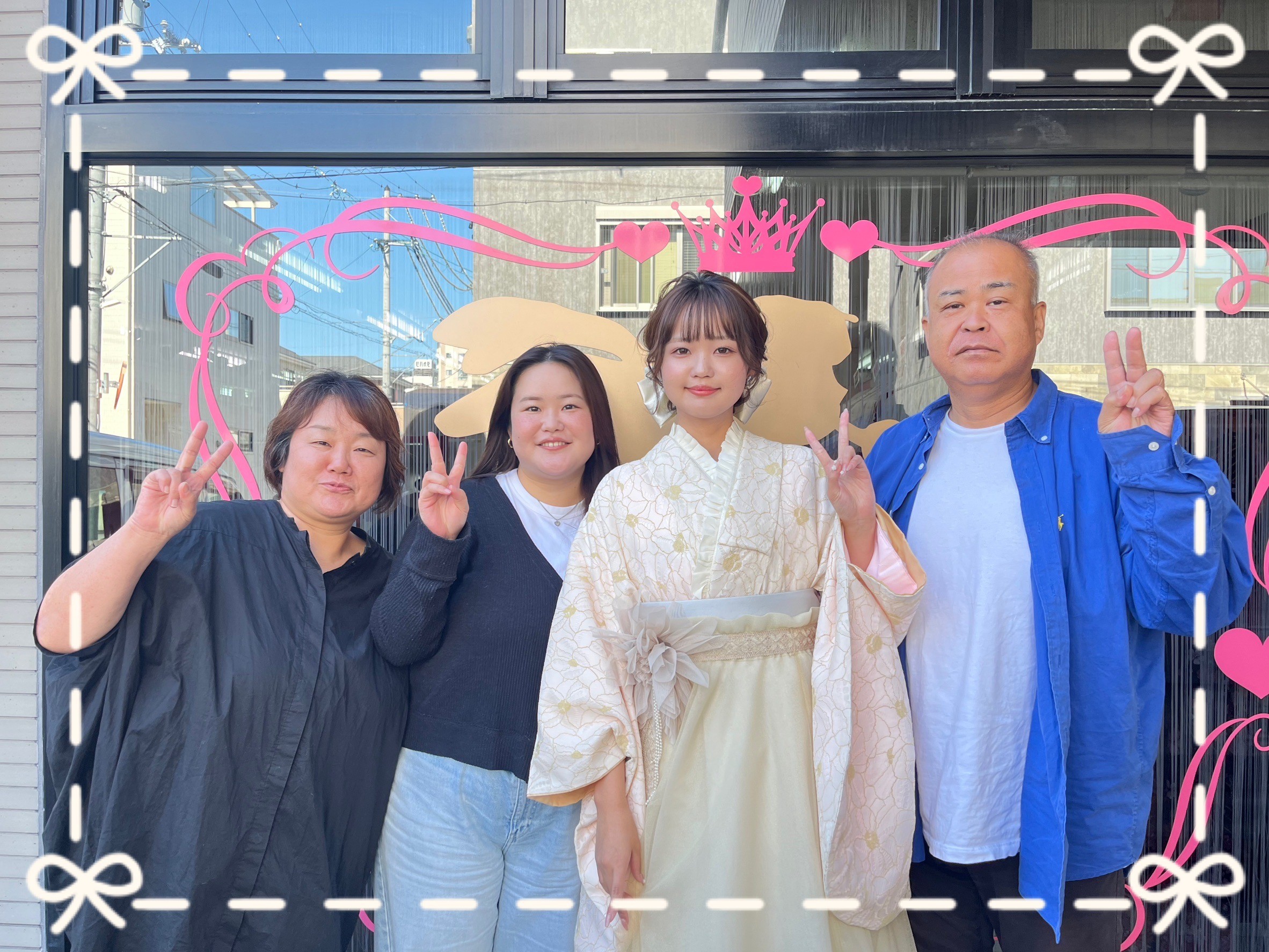 袴　前撮り撮影会　可愛い　オシャレ　ヴィンテージスタイル　オフホワイト　ジャガード生地　ベルベット　統一感のある着こなし　ドレス袴　香川るな　ヴィンテージスタイル　オフホワイト　ジャガード生地　ベルベット　統一感のある着こなし　ドレス袴　香川るな