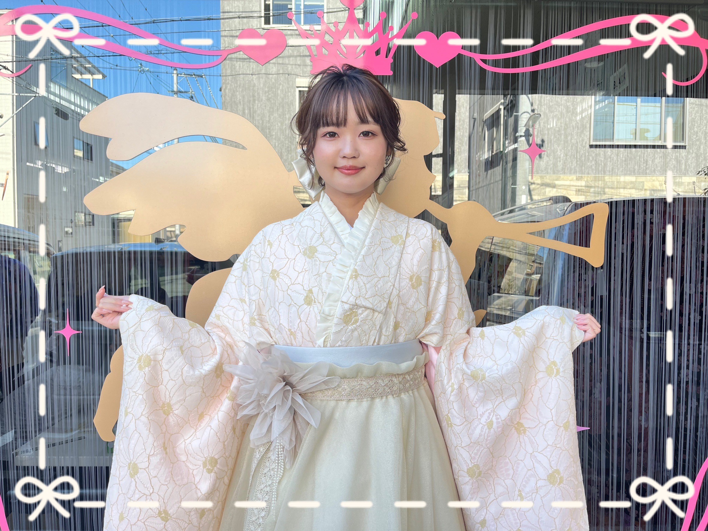 袴　前撮り撮影会　可愛い　オシャレ　ヴィンテージスタイル　オフホワイト　ジャガード生地　ベルベット　統一感のある着こなし　ドレス袴　香川るな