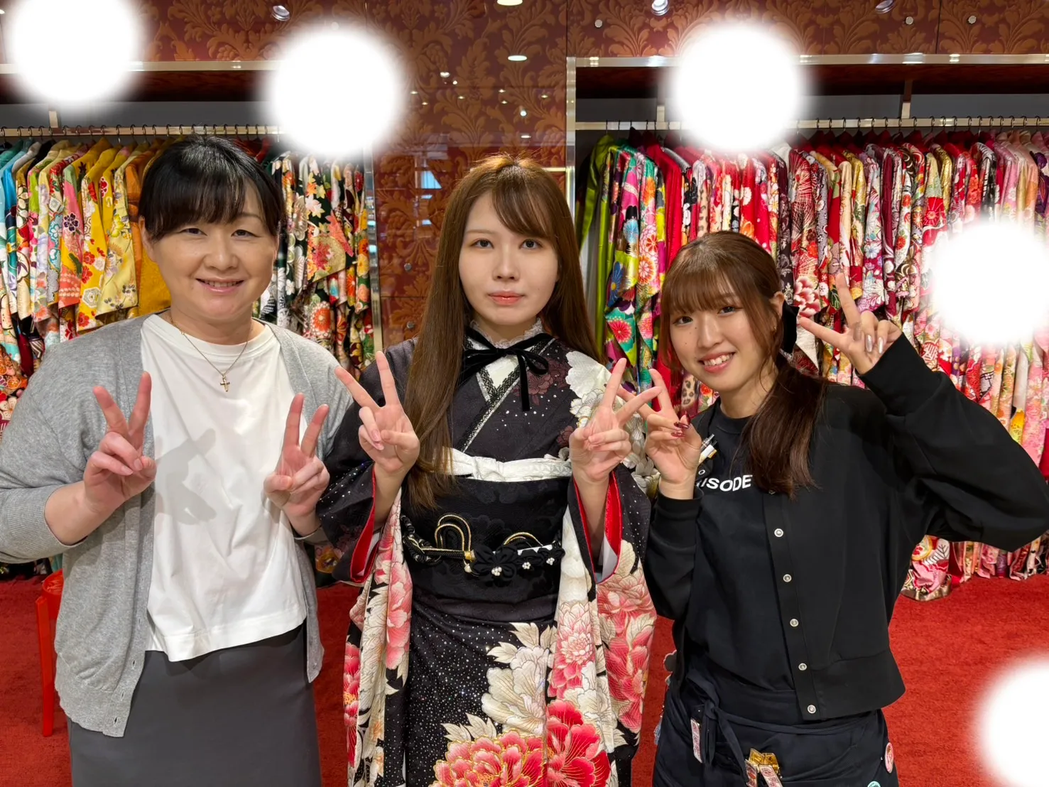 成人式　振袖　梅田　レンタル　モード黒　キラキラ　かわいい　かっこいい