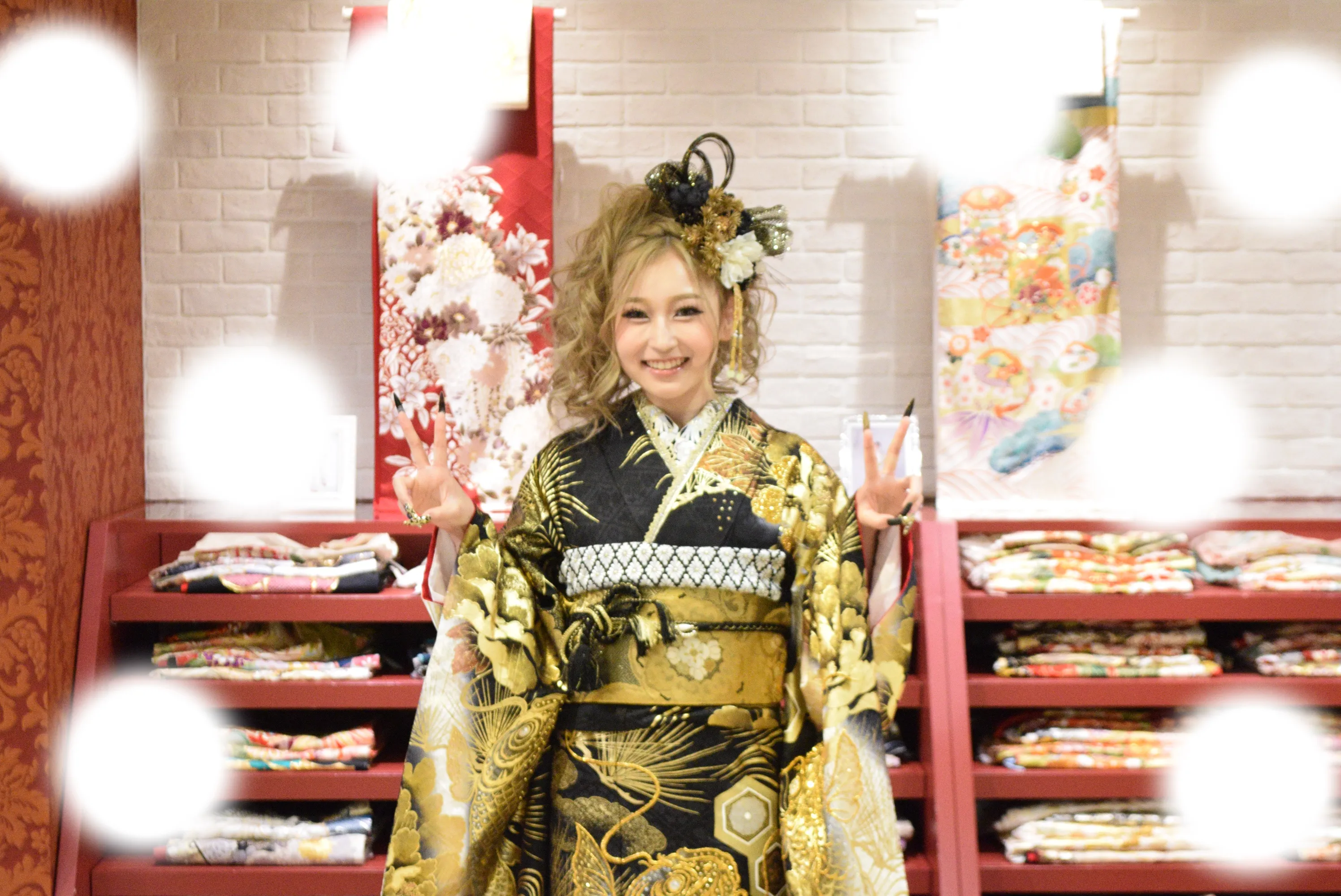 成人式　前撮り　梅田　キラキラ　ジャパンモード　ゴールド　鯉　ギャル