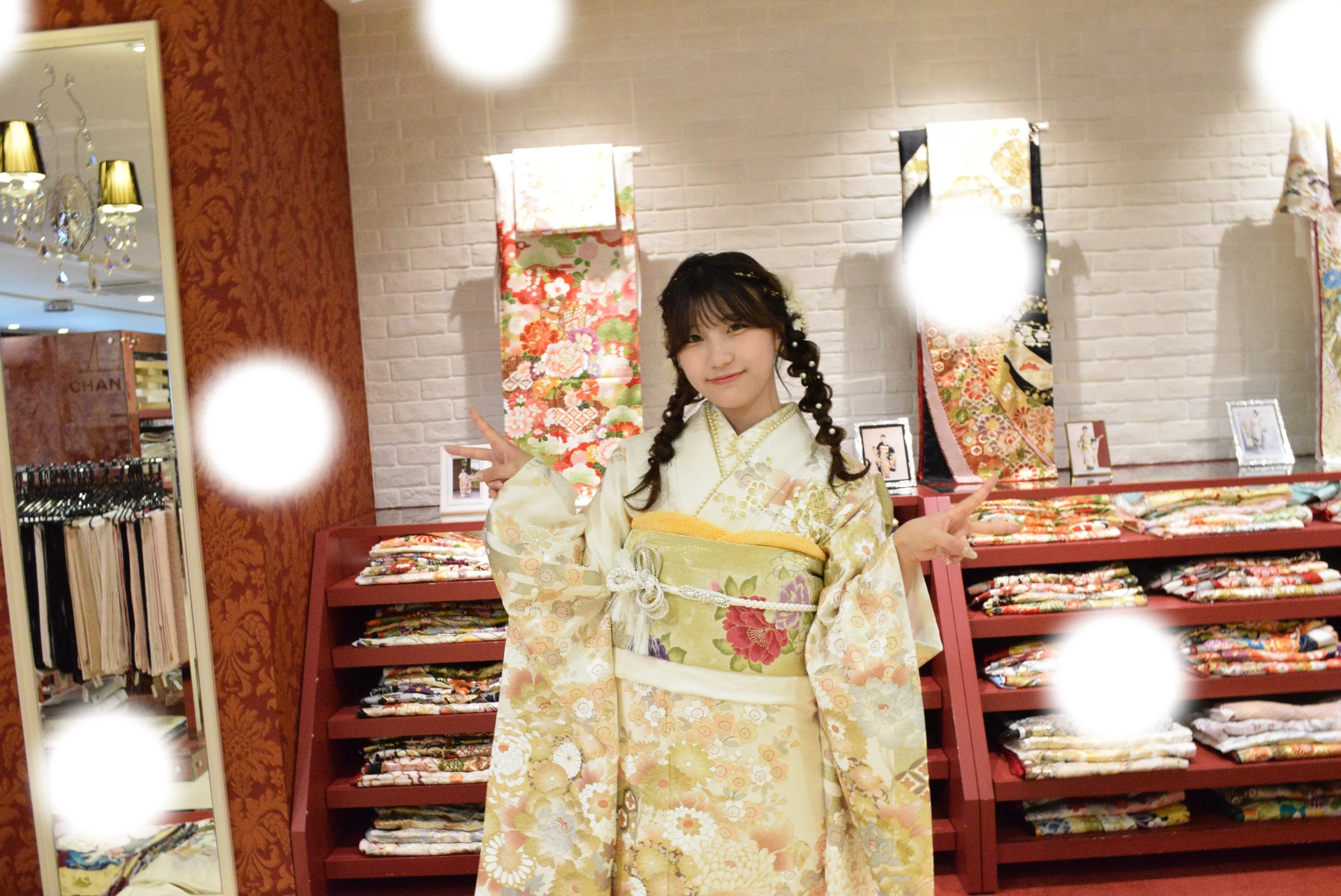 成人式　前撮り　梅田　白　古典柄　華やか　かわいい　綺麗