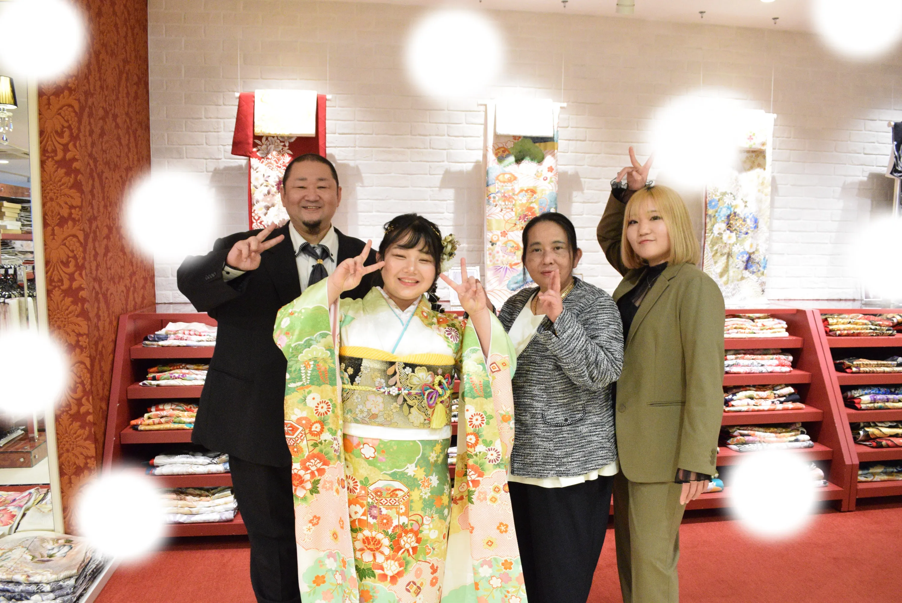 成人式　前撮り　梅田　袴　くすみカラー　かわいい　イマドキ　淡色　古典　タカゼン　撮影