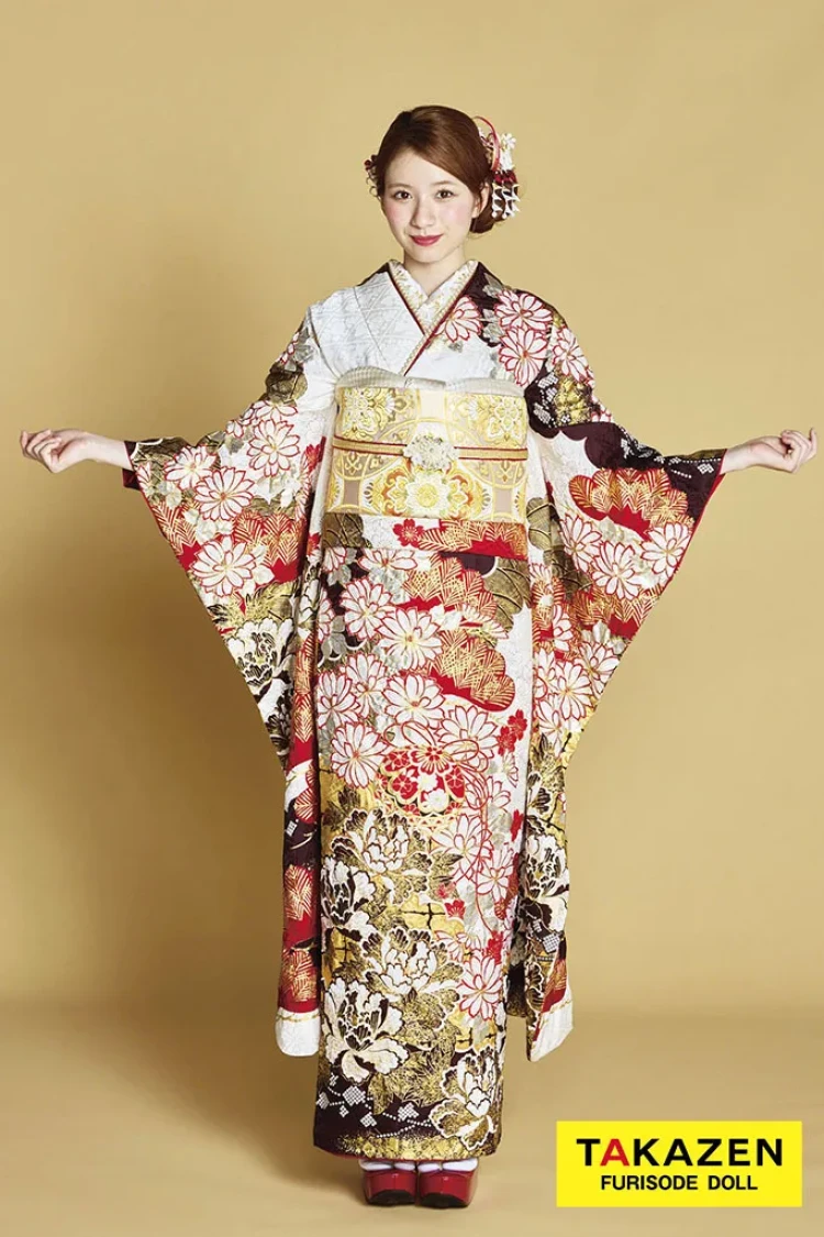 TAKAZENのレンタル振袖 プレミアム古典柄振袖 滝泰/最高級金彩刺繍絞り友禅 赤/金 鞠柄/牡丹柄 大人っぽい 絞り 白宮みずほ【通販可】26040