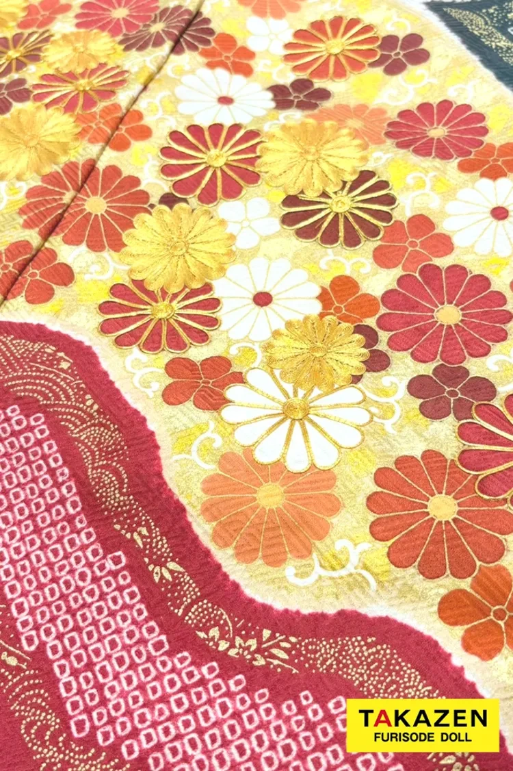 TAKAZENのレンタル振袖 プレミアム古典 青柳/最高級金駒繍絞り手描友禅 白/赤 菊柄 高級振袖 綺麗 はんなり 豪華 村上なずな【通販可】26045