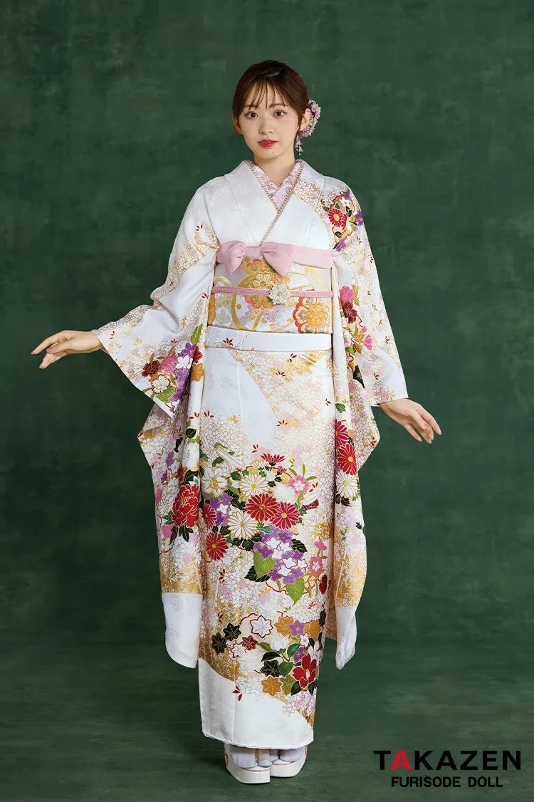 TAKAZENのレンタル振袖 プレミアム古典　青柳/最高級絞り手描友禅　白　菊柄　上品な振袖　綺麗　柄小さめ　かわいらしい　村上なずな【通販可】26047