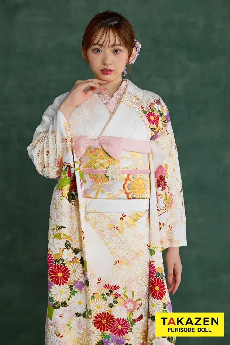 TAKAZENのレンタル振袖 プレミアム古典 青柳/最高級絞り手描友禅 白 菊柄 上品な振袖 綺麗 柄小さめ かわいらしい 村上なずな【通販可】26047