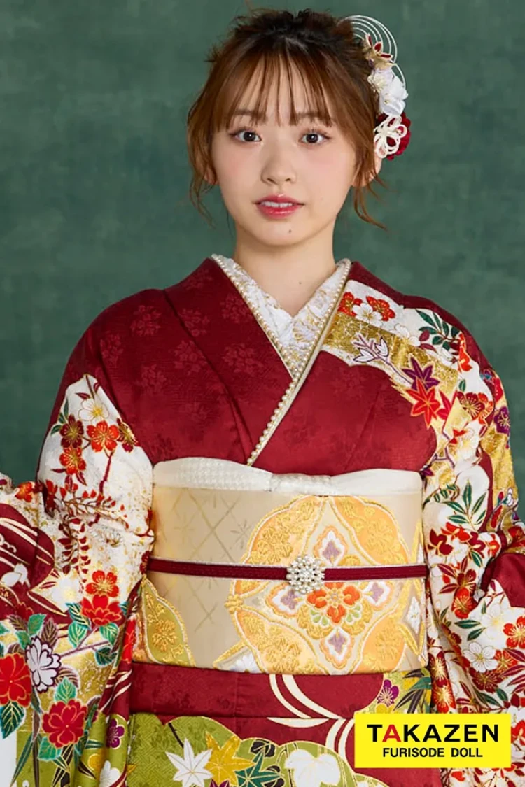 TAKAZENのレンタル振袖 プレミアム古典 青柳/最高級金彩絞り手描友禅 エンジ 牡丹柄 大人っぽい振袖 豪華 かっこいい 村上なずな【通販可】26048