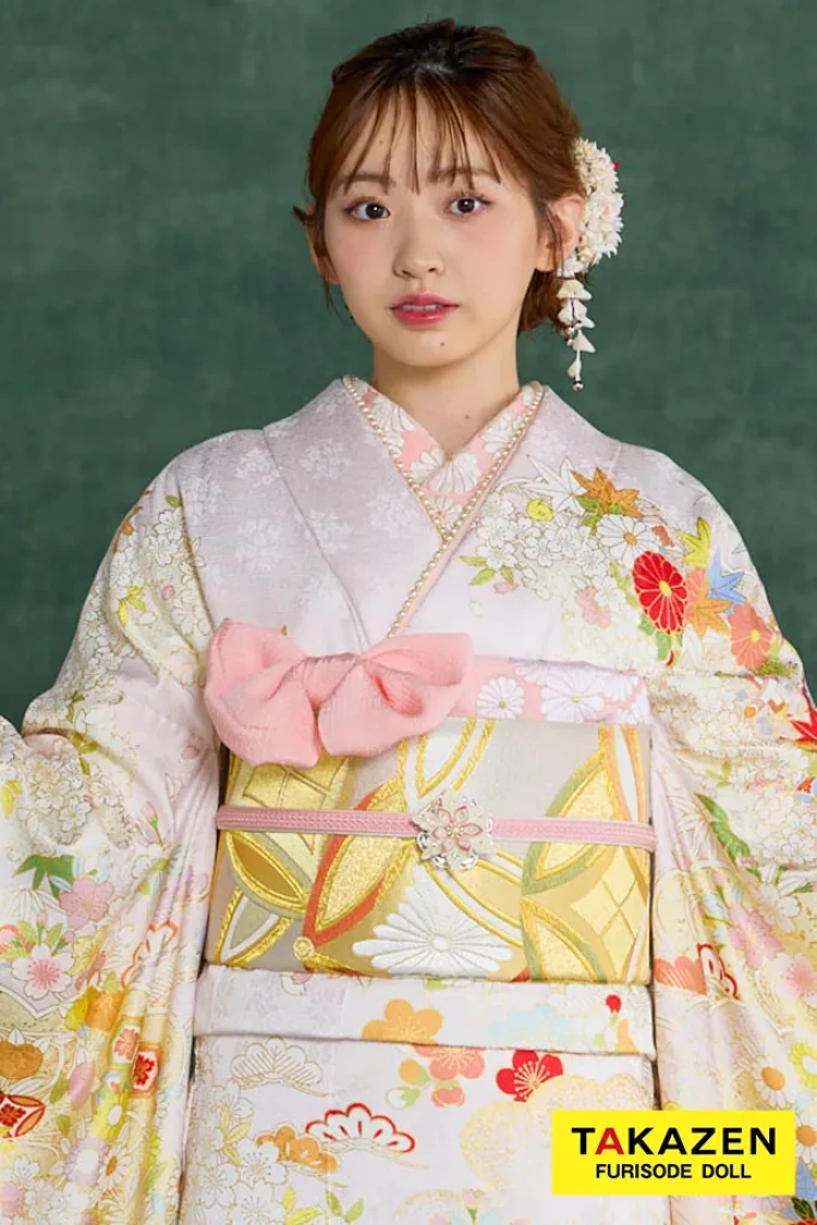 TAKAZENのレンタル振袖 プレミアム古典 青柳/最高級手描友禅 ピンク/薄い色 菊柄 かわいらしい振袖 はんなり 上品 清楚 村上なずな【通販可】26049