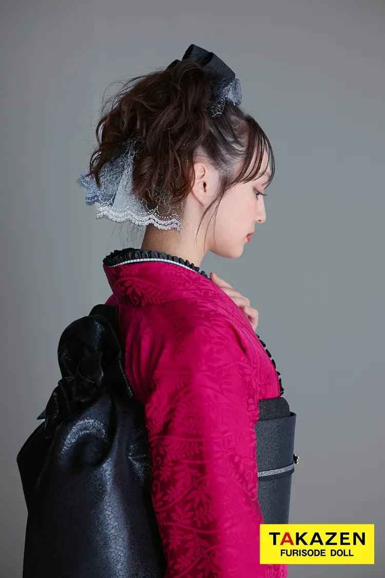 TAKAZENのレンタル振袖 ヴィンテージスタイル 紫/ワインレッド 無地 シンプル 個性的 目立つ かっこいい かぶらない 派手 香川るな【通販可】26064