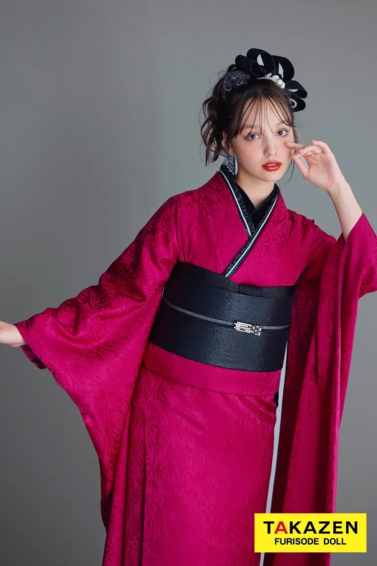 TAKAZENのレンタル振袖 ヴィンテージスタイル 紫/ワインレッド 無地 シンプル 個性的 目立つ かっこいい かぶらない 派手 香川るな【通販可】26064