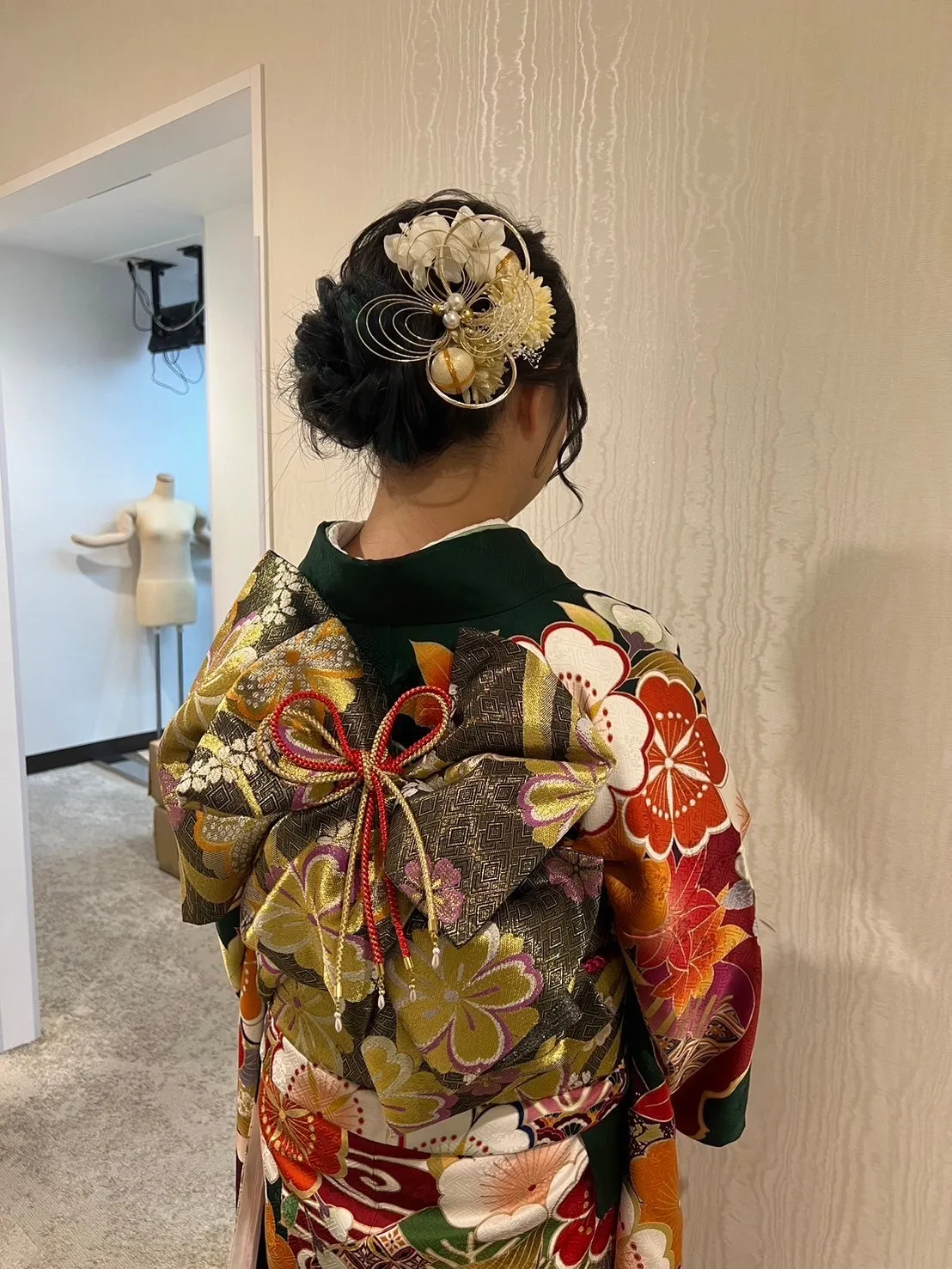 成人式　卒業式　ヘアアレンジ　可愛い　人気　個性的　王道　綺麗
