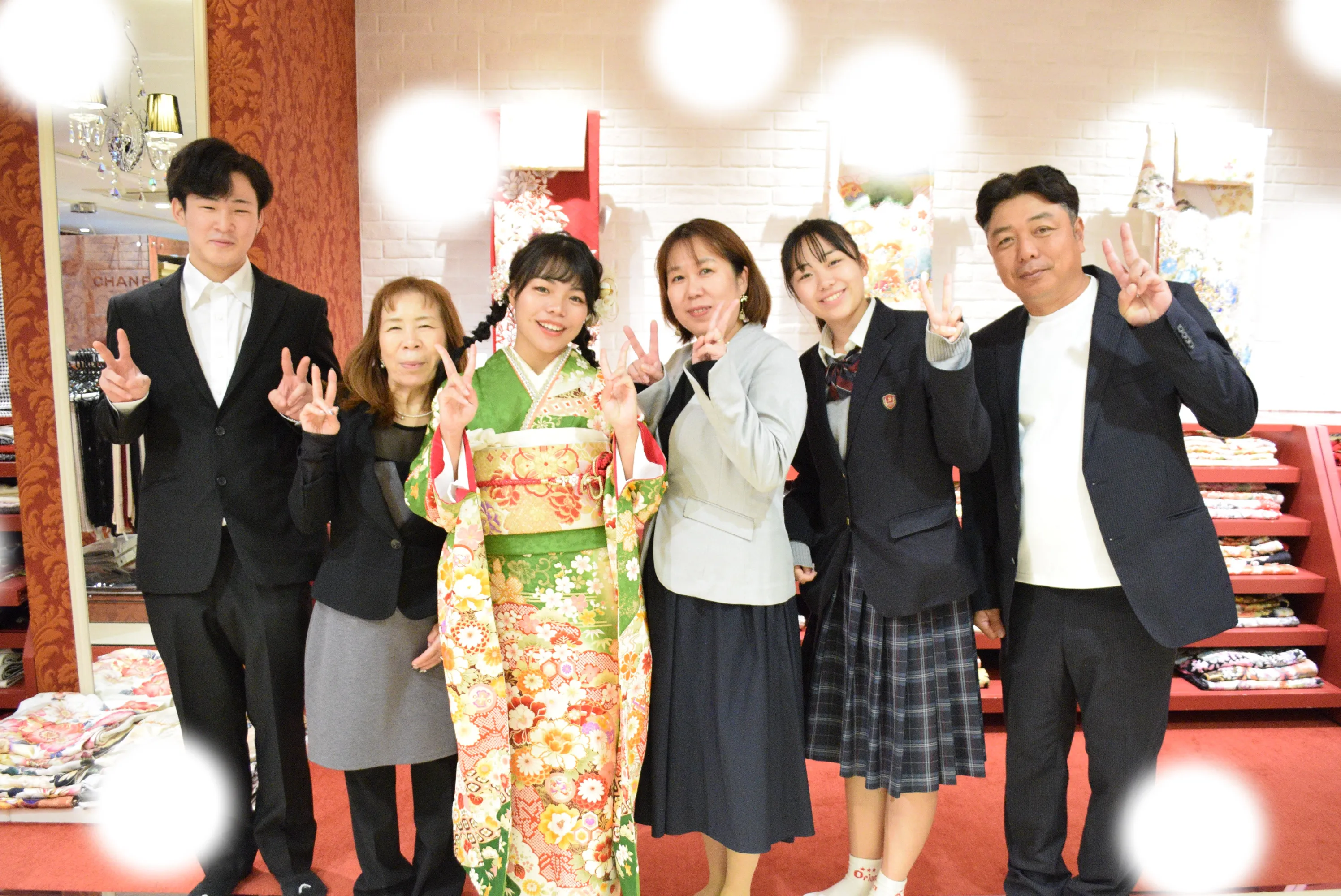 袴レンタル　振袖レンタル　くすみ　キラキラ　かわいい　梅田　大阪　安い　イマドキ　古典　くすみカラー　前撮り　ヴィンテージ　渋い