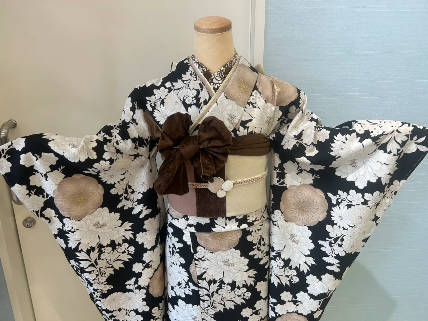 成人式振袖　くすみレトロ　振袖レンタル