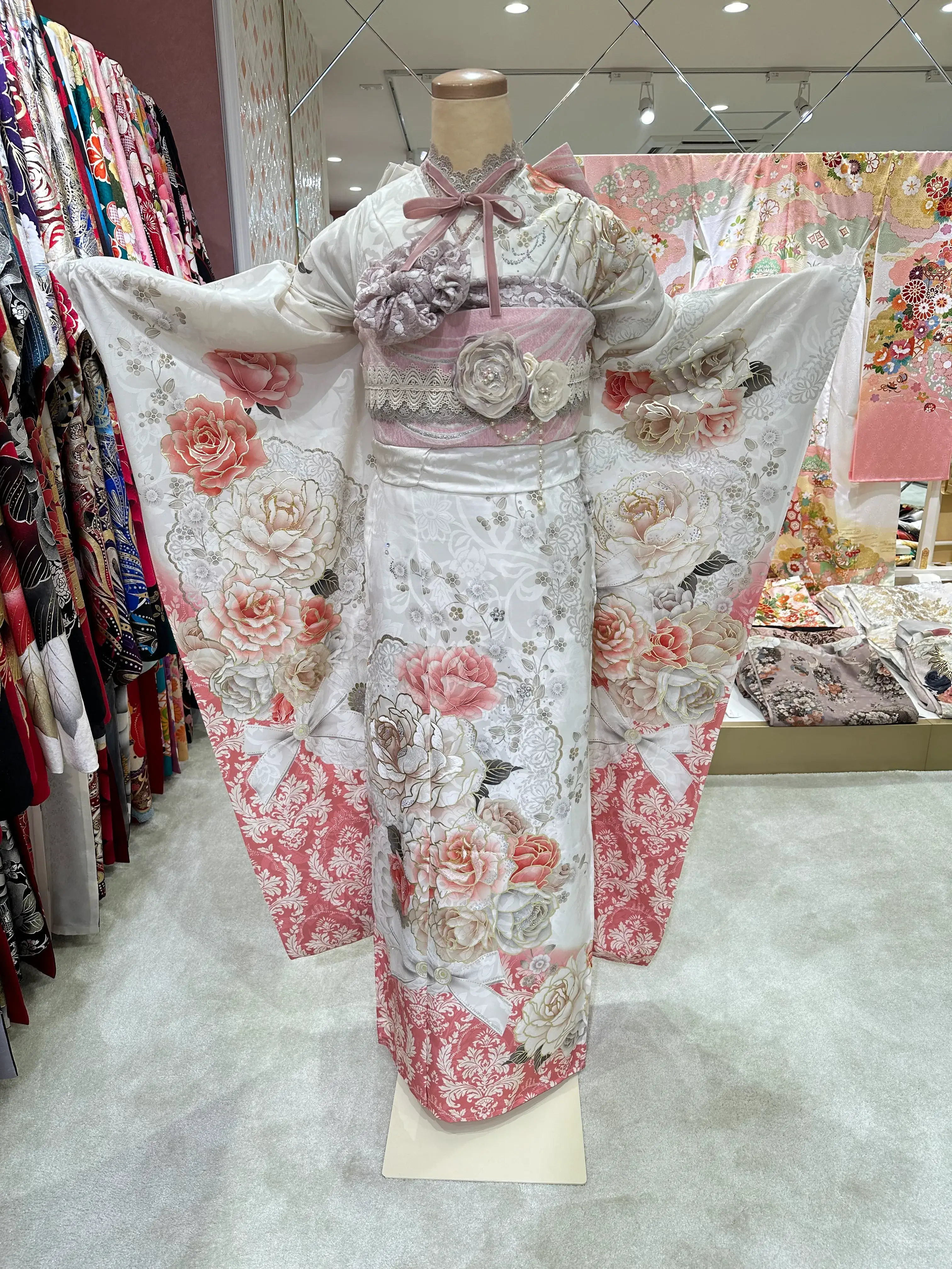 TAKAZEN姫路店　加古川市　高砂市　人気振袖　振袖レンタル　姫路市　成人式　卒業式　袴　振袖　イマドキ振袖　香音　