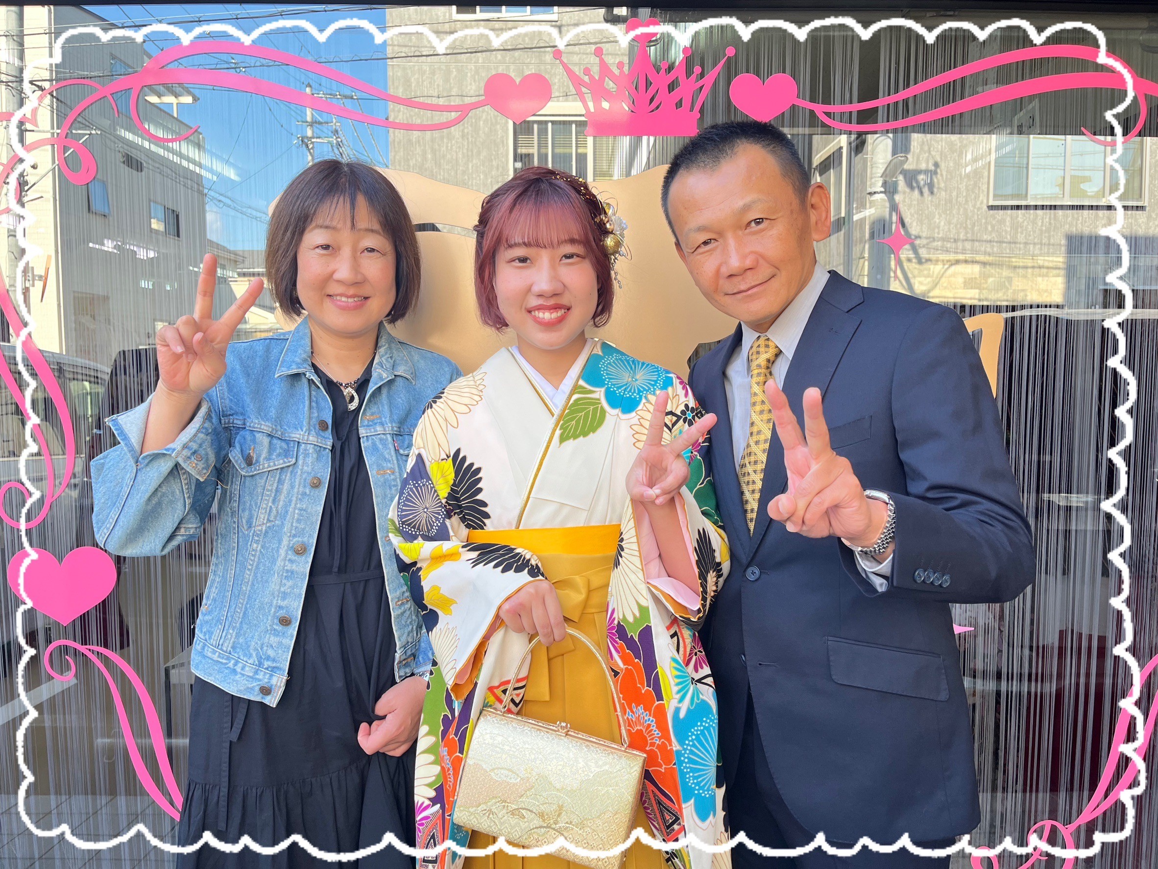 卒業式　袴　前撮り撮影会　可愛い　くすみカラー　ブラウン　イマドキ　レース　藤田ニコル(ニコるん)　白/クリーム/オレンジ　牡丹柄　個性的　おしゃれ　レトロポップ【通販可】R21056
