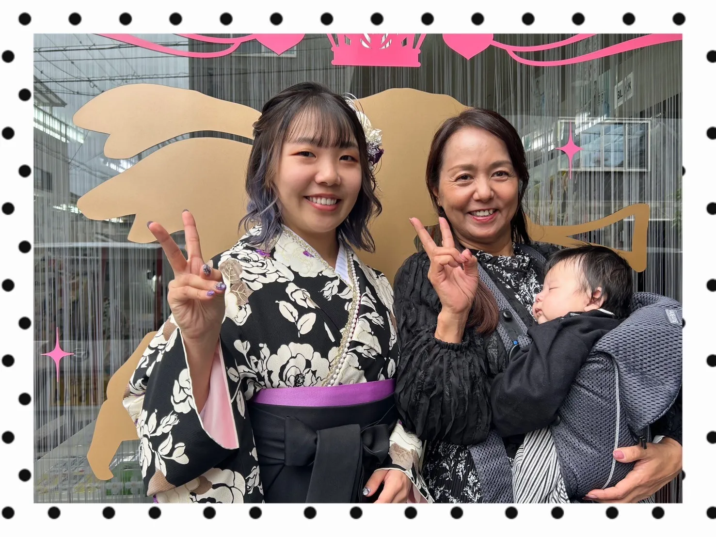 卒業式　袴　前撮り撮影会　JAPANSTYLE×中村里砂ブランド袴　量産型ガーリー　黒/白　総柄　モノトーンコーデ　大人っぽい