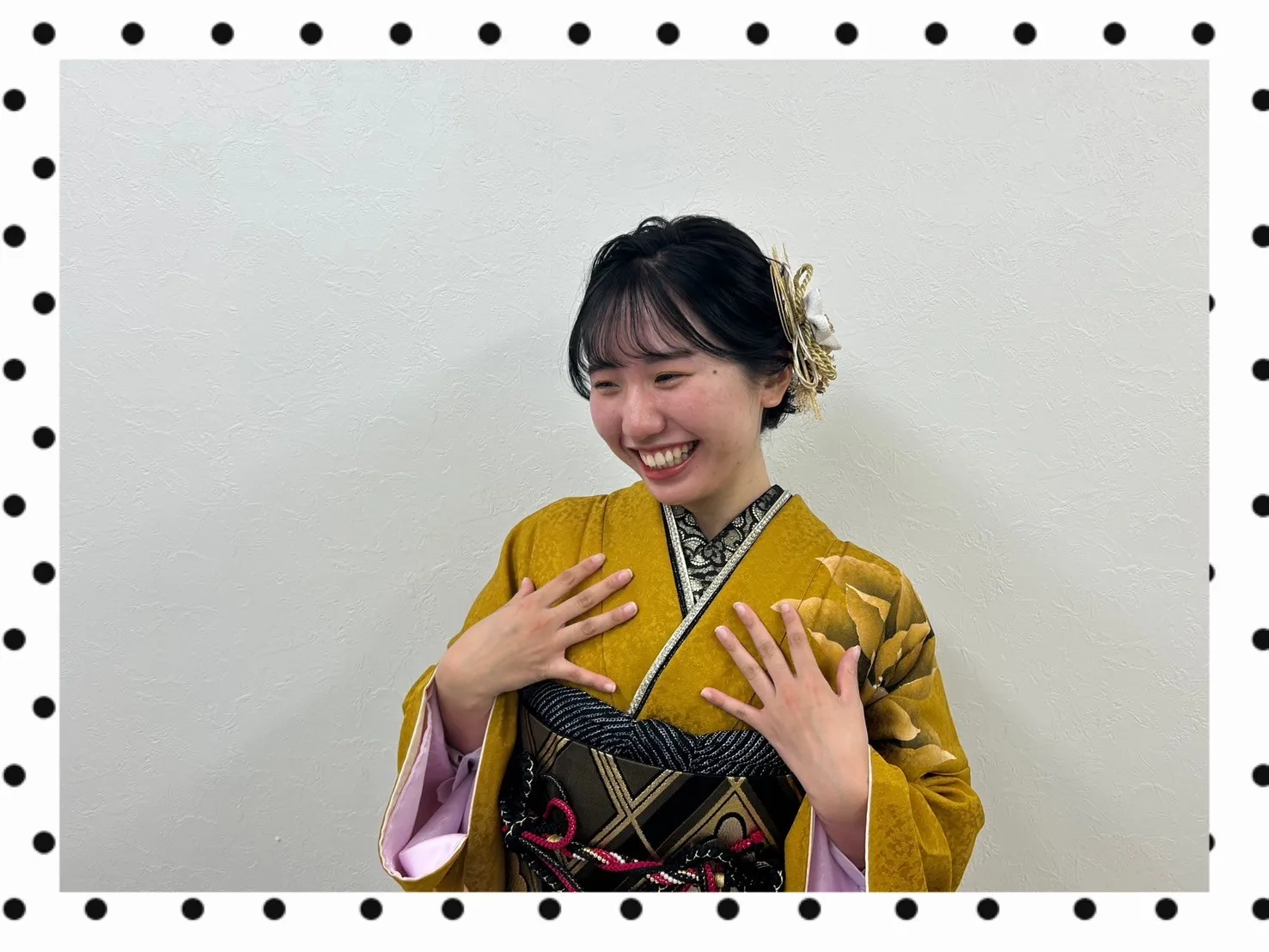成人式　振袖　前撮り撮影会　モード　かっこいい　からし色　大柄