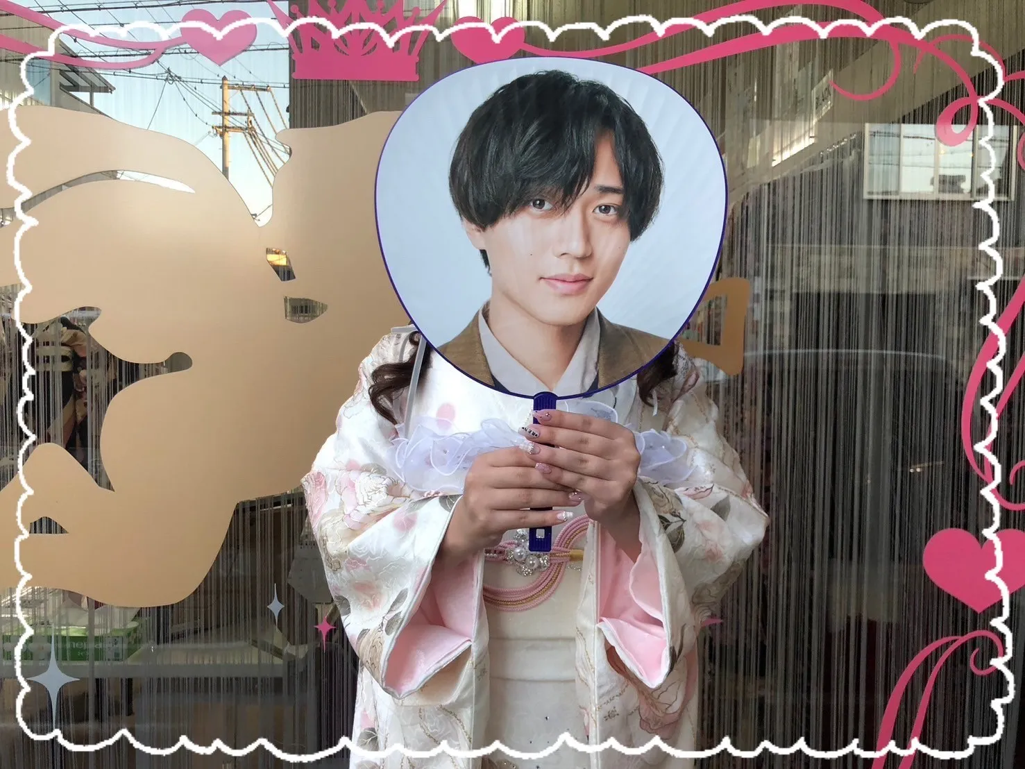 成人式　振袖　前撮り撮影会　ヘップバーンシャネルカラー　白/ピンク　バラ/リボン柄　かわいい　スワロフスキー付き　レースインナー/ヒールコーデ　ぴょな