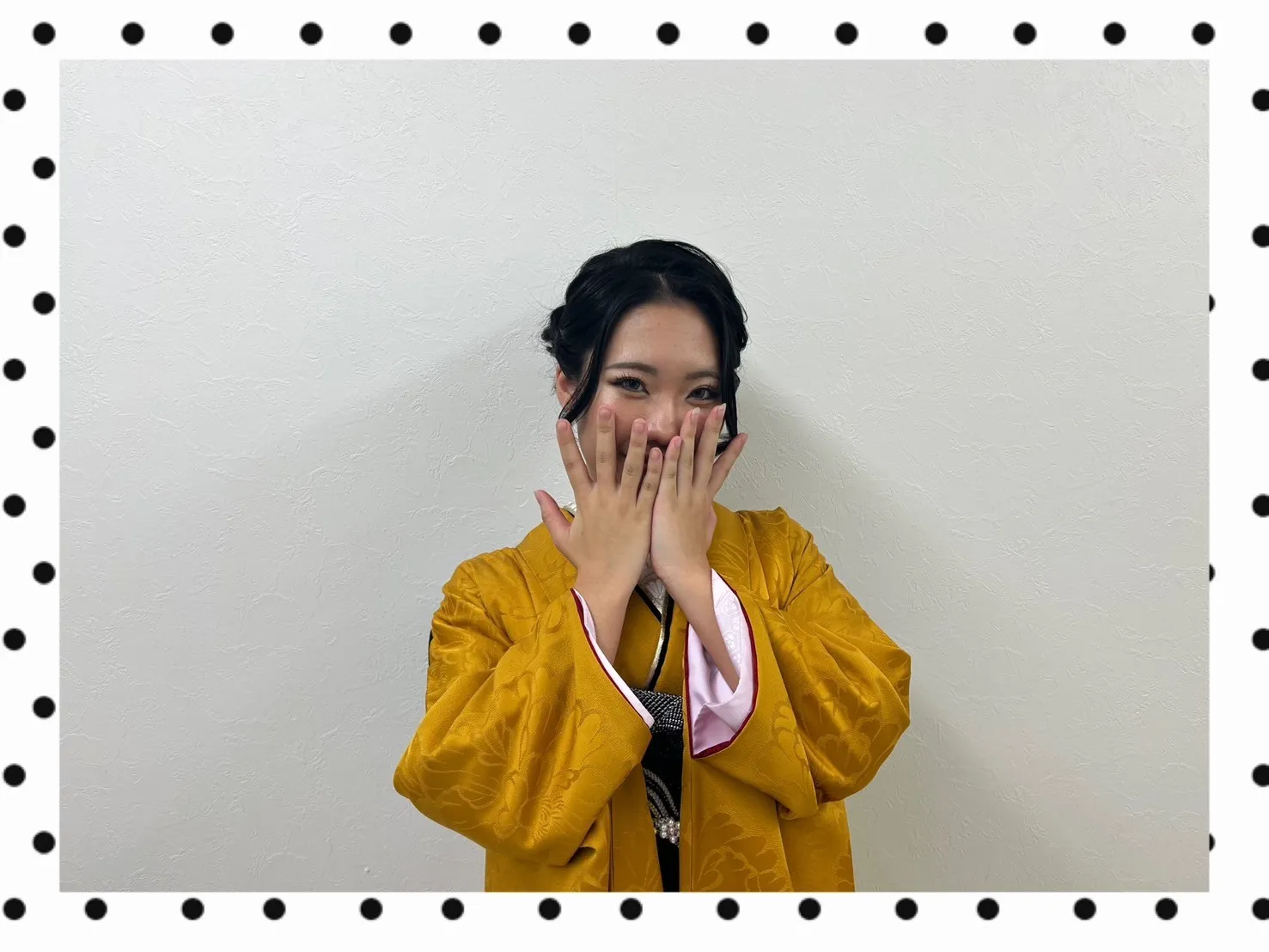 成人式　振袖　前撮り撮影会　からし色　カッコいい　シンプル　目立つ