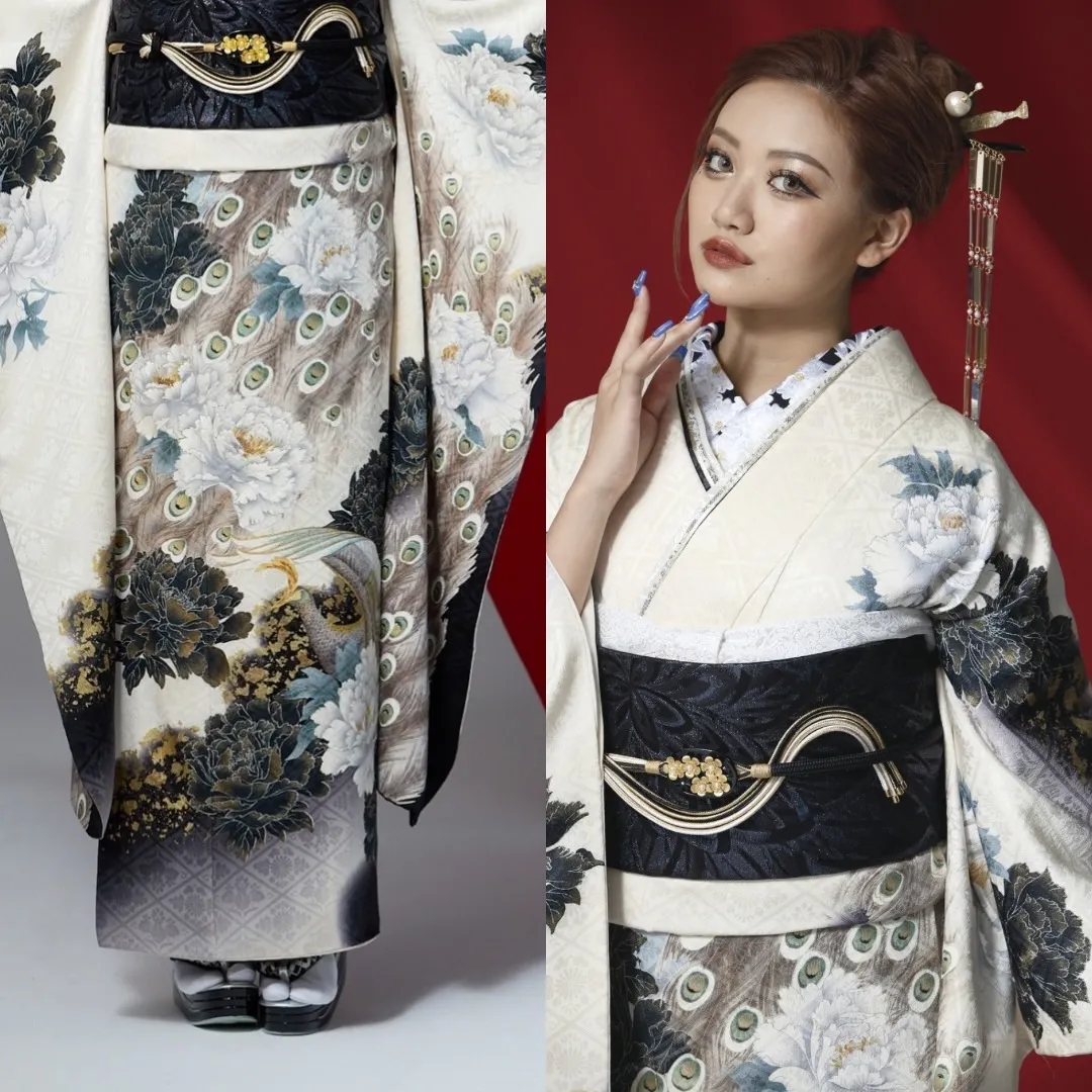 JAPANMODE　振袖　孔雀　白　派手