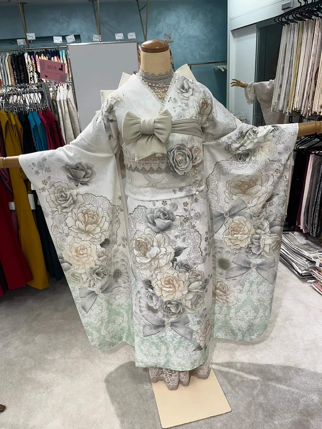 レトロ　フリル　振袖レンタル