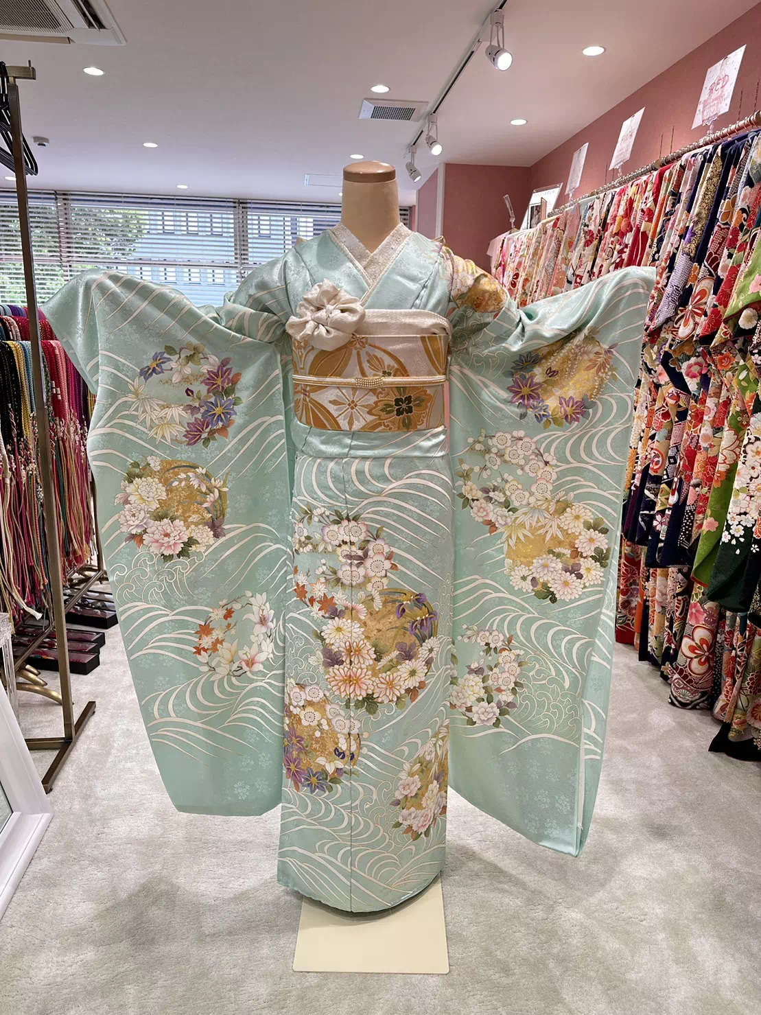 TAKAZEN姫路店　姫路市　成人式　卒業式　袴　振袖　イマドキ振袖　香音　