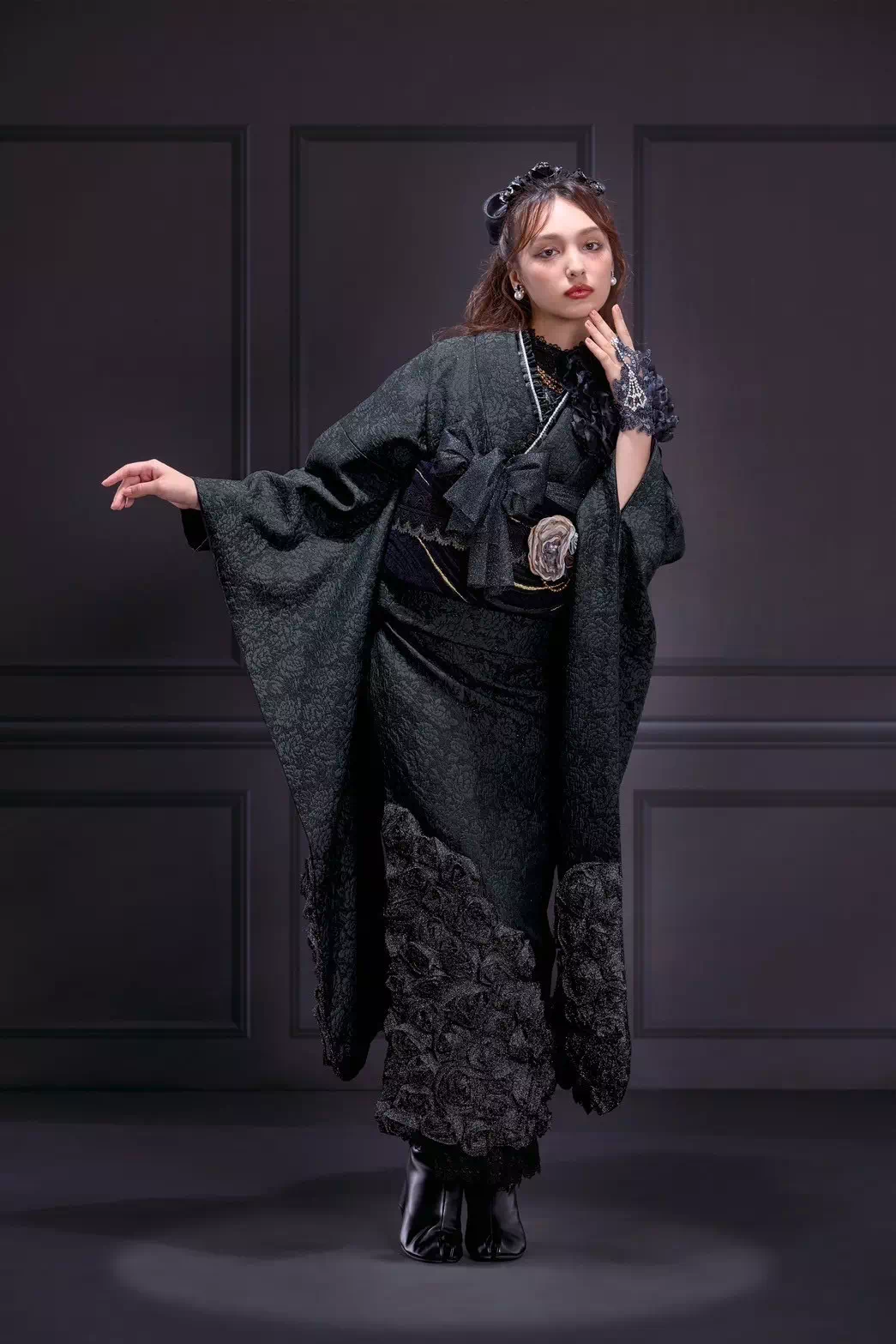 成人式　振袖レンタル　TAKAZENオリジナル　大人っぽい　色っぽい　人とかぶらない　おしゃれ　ブーツスタイル　ゴージャス　バラ　ピンク