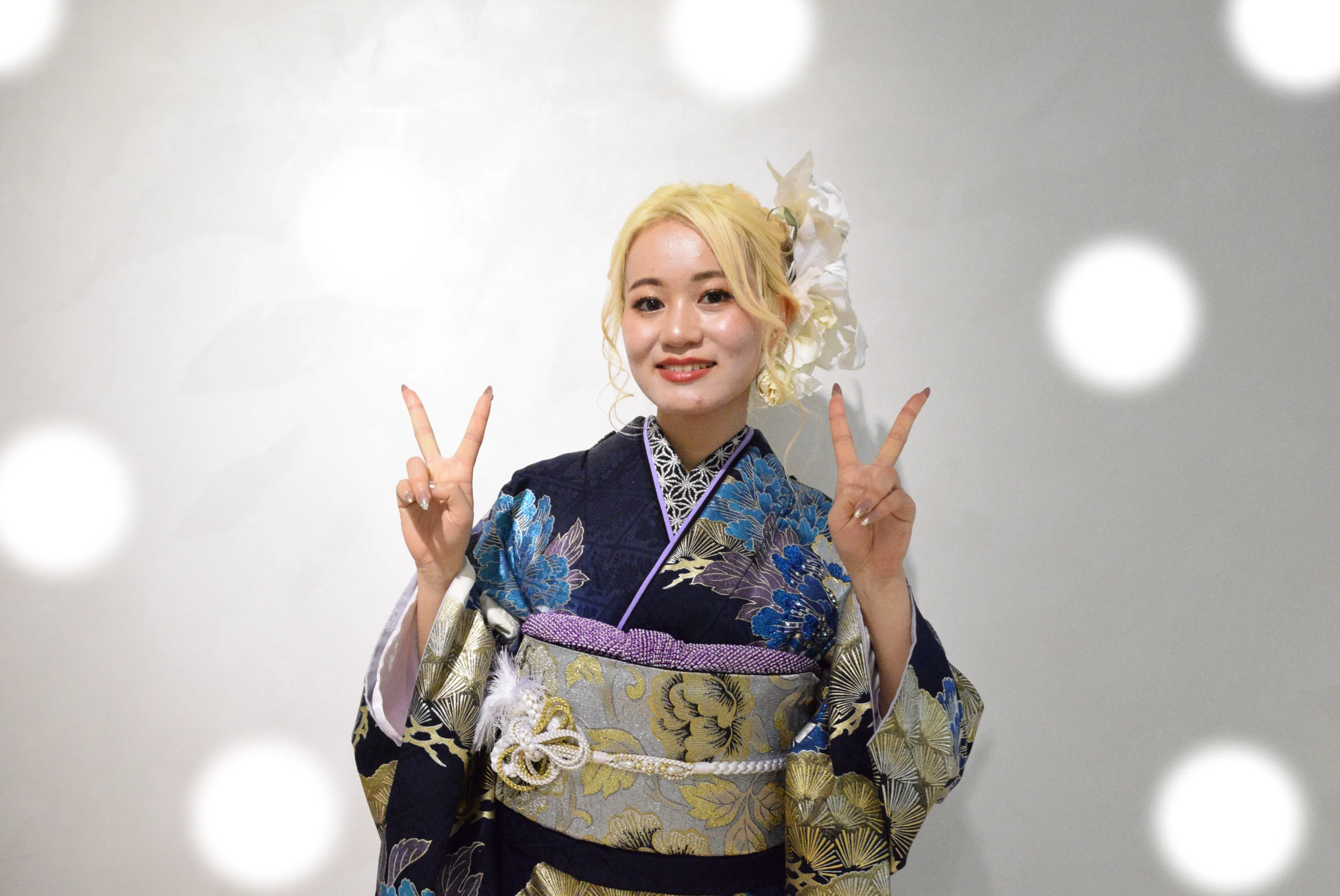 成人式　前撮り　梅田　袴　くすみカラー　かわいい　イマドキ　淡色　古典　タカゼン　撮影