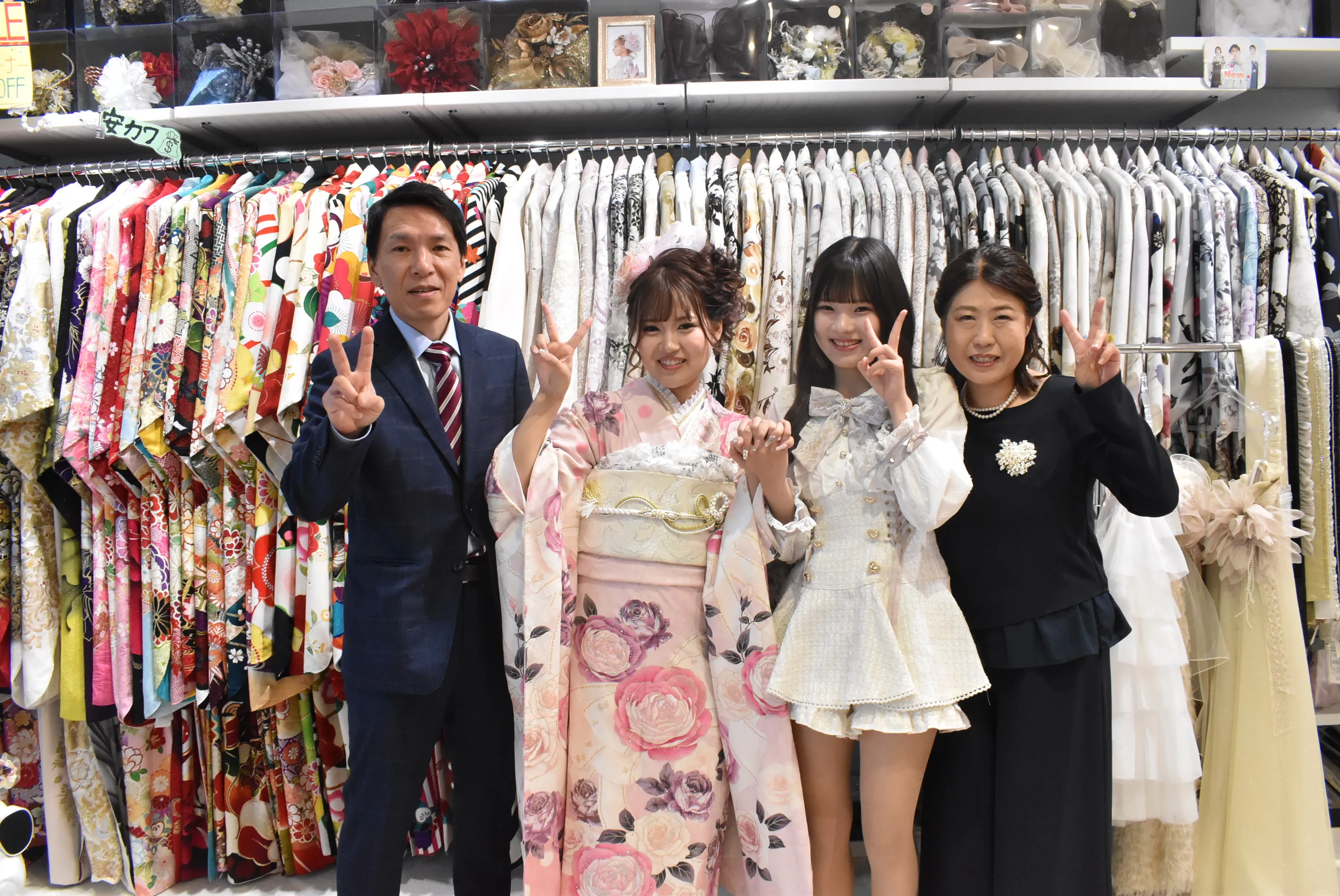 2025成人　前撮り撮影会　ヘップ　ピンク　カワイイ　