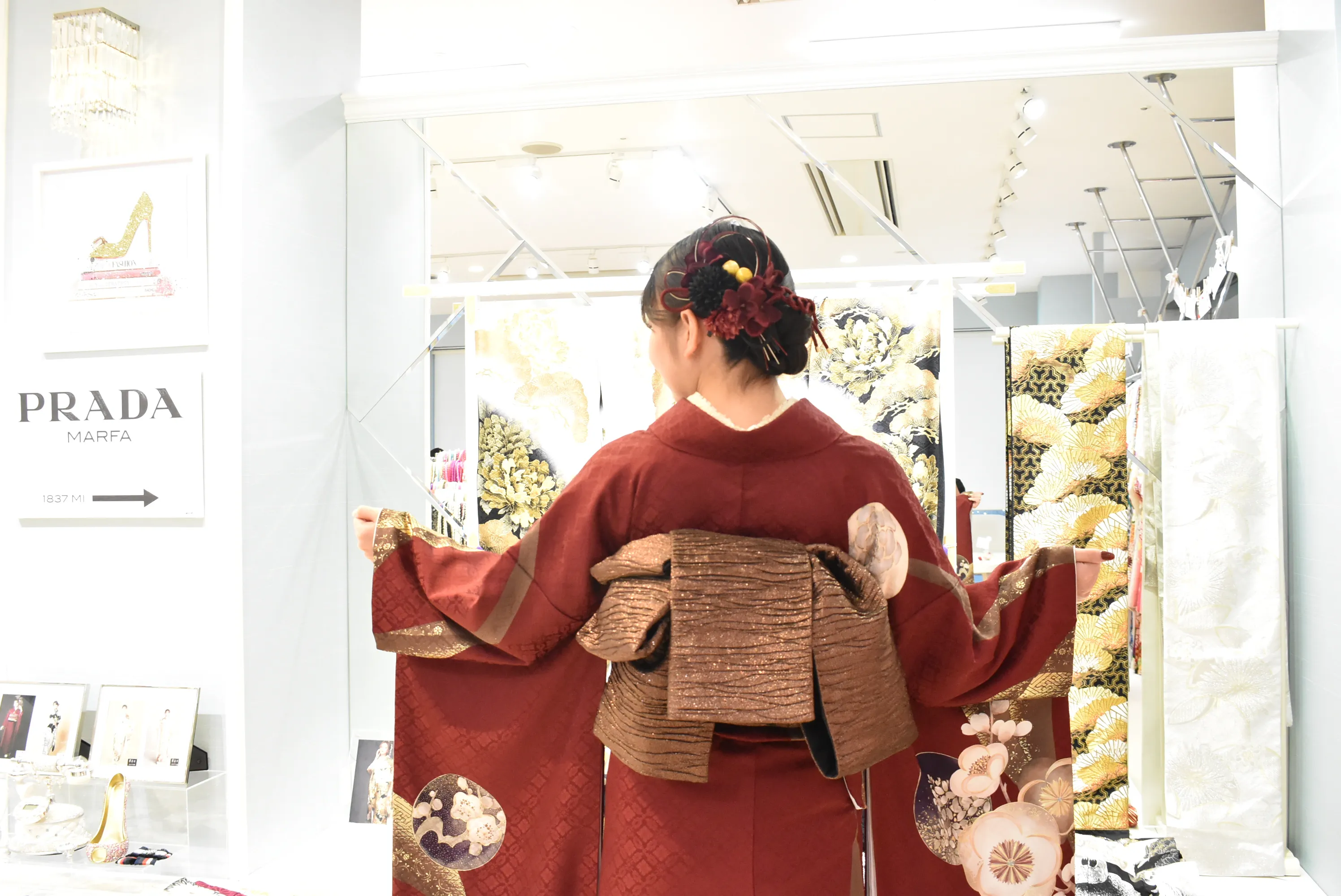 TAKAZEN　タカゼン　前撮り撮影会　古典柄　エンジ振袖　綺麗　華やか　締まった