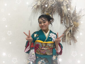 振袖　レンタル　前撮り　撮影会　可愛い　おしゃれ　かっこいい　イマドキ　くすみ　レトロ　安い
