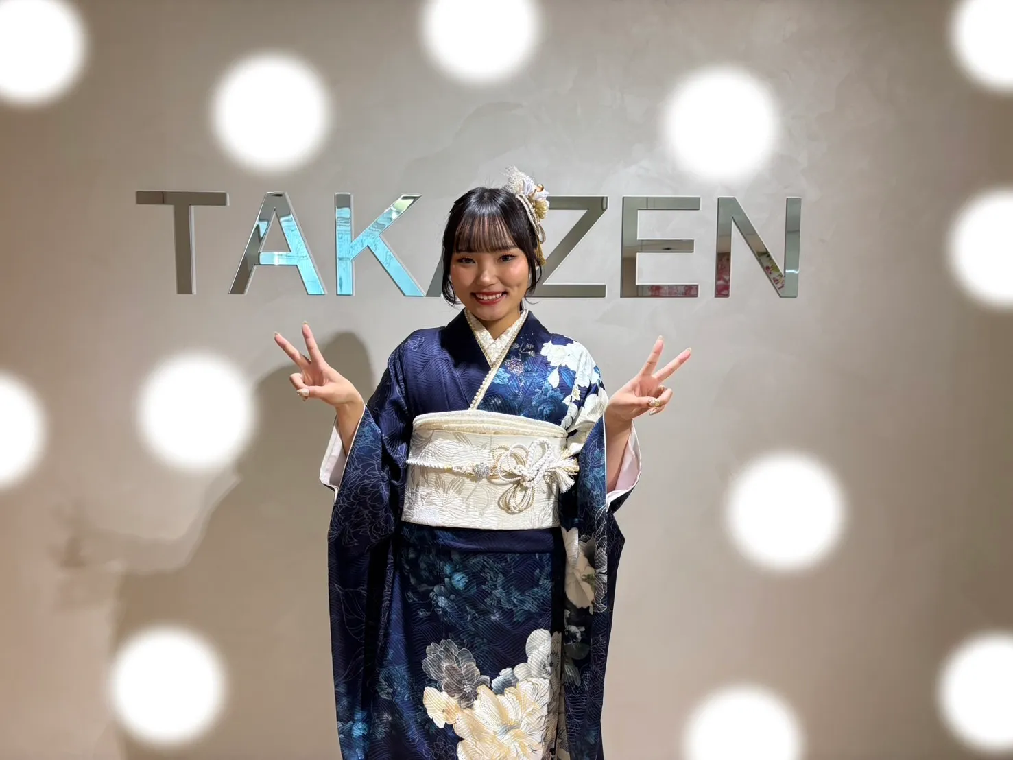 成人式　前撮り　梅田　袴　くすみカラー　かわいい　イマドキ　淡色　古典　タカゼン　撮影