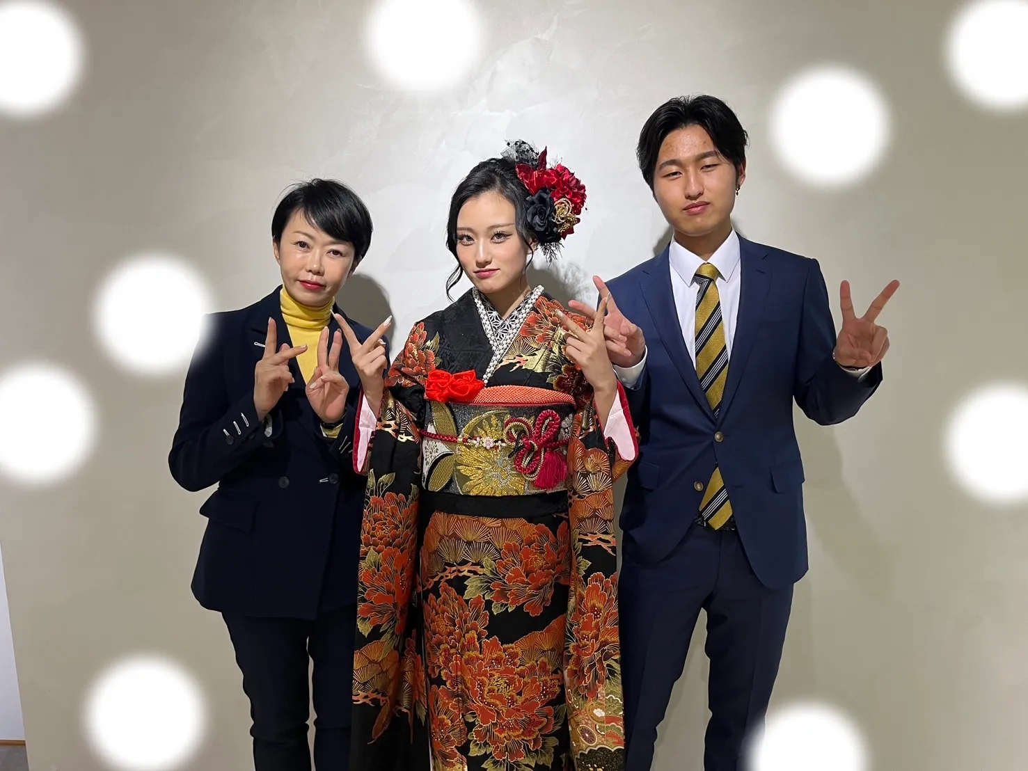 成人式　卒業式　TAKAZEN 袴レンタル