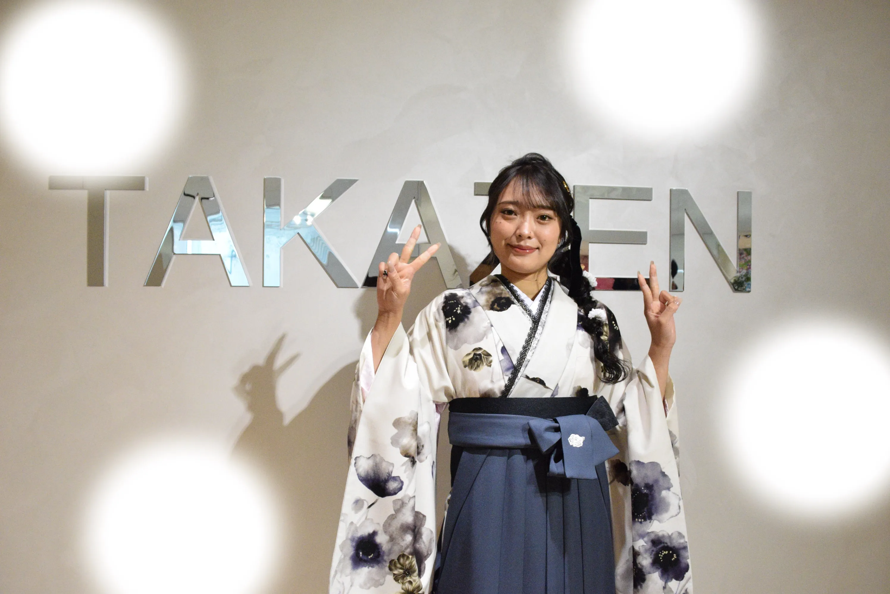 成人式　前撮り　梅田　袴　くすみカラー　かわいい　イマドキ　淡色　古典　タカゼン　撮影
