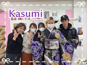 振袖　レンタル　奈良　振袖安い　ヘップバーン　紫/黒/ゴールド　バラ柄　ベルベット素材　セレブ　高級エレガント振袖　スワロフスキー付き　夏音