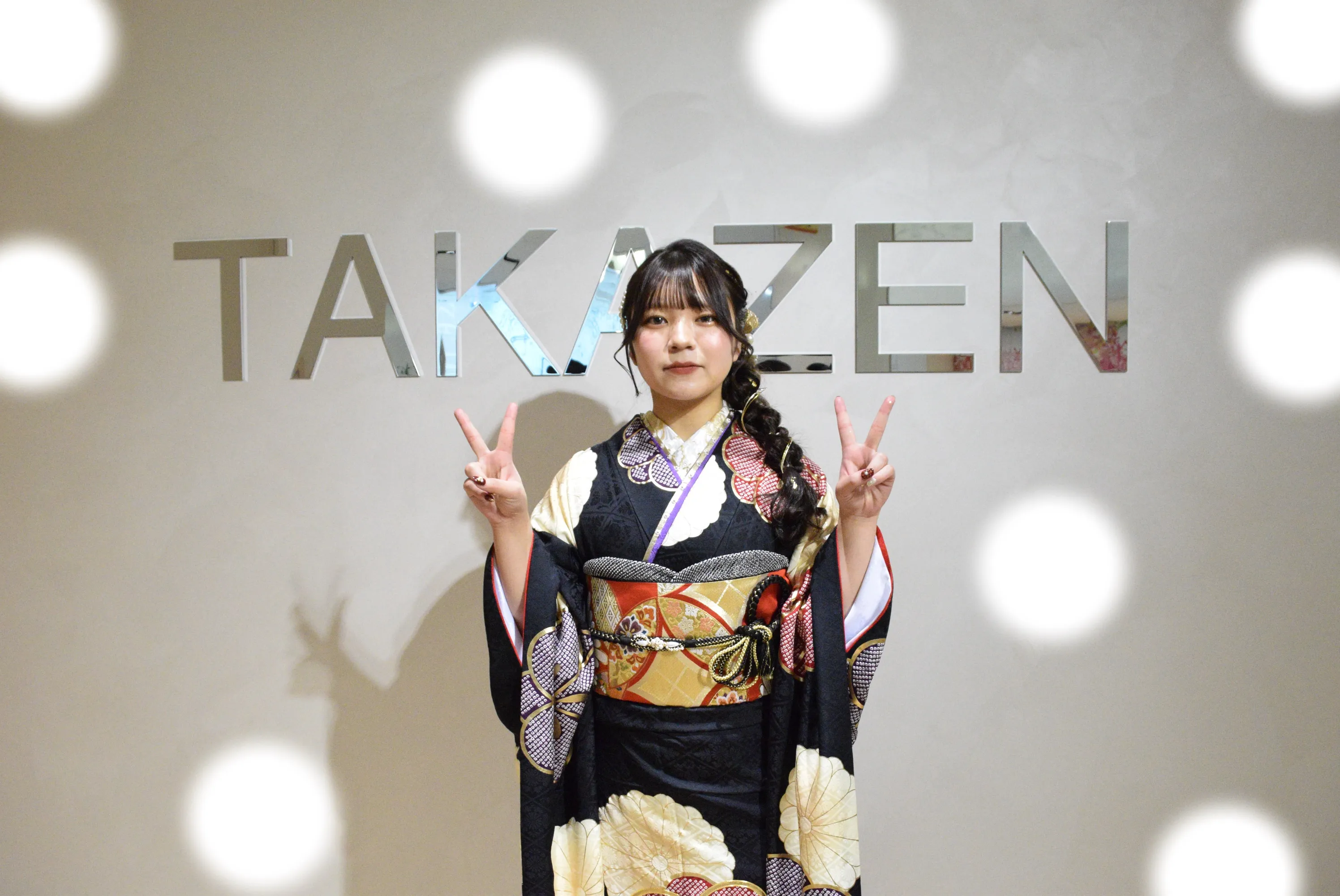 成人式　前撮り　梅田　袴　くすみカラー　かわいい　イマドキ　淡色　古典　タカゼン　撮影