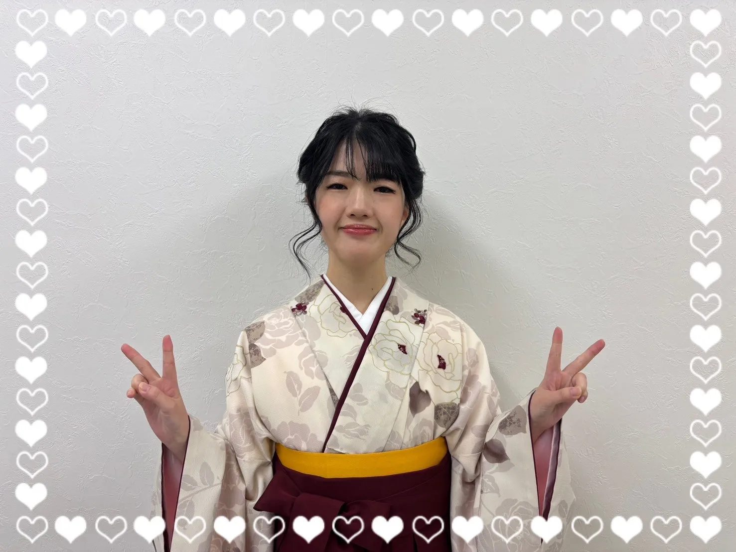 卒業式　袴　前撮り撮影会　　JAPANSTYLE×中村里砂ブランド袴　くすみカラーガーリー　白/オフホワイト/ベージュ　可愛い　人気