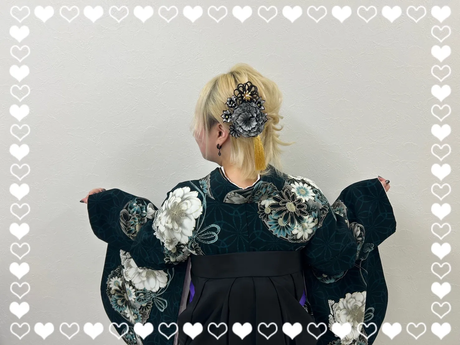 卒業式　袴　前撮り撮影会　JAPANSTYLE×中村里砂ブランド袴　ヴィンテージスタイル　緑　桜　和柄　かっこいい