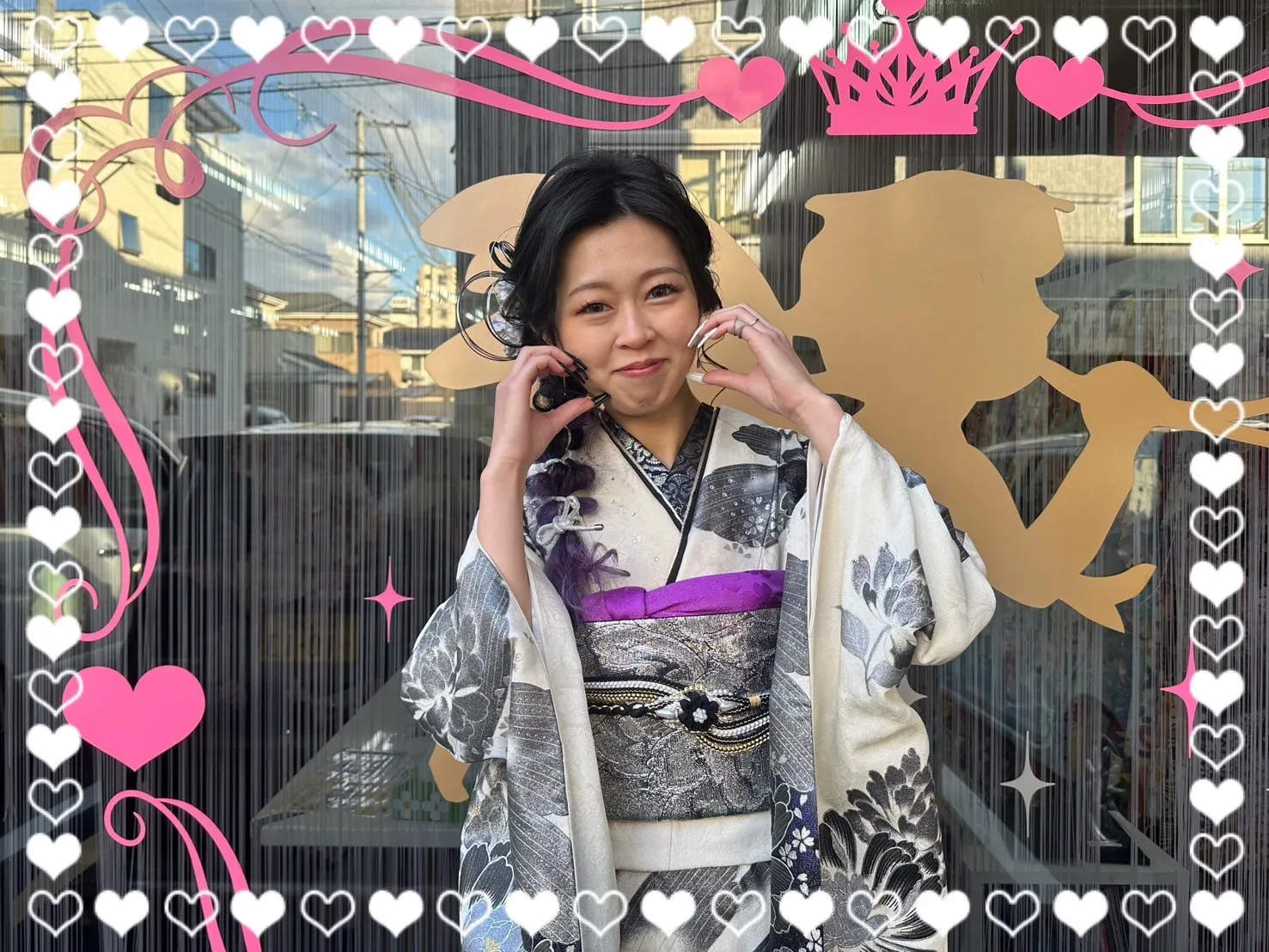 成人式　振袖　前撮り撮影会　奈良　モード　白/黒/シルバー(銀色)　牡丹柄　花魁風　渋い　かっこいい系振袖　派手目立つ　モノトーン　クール系　ギャル