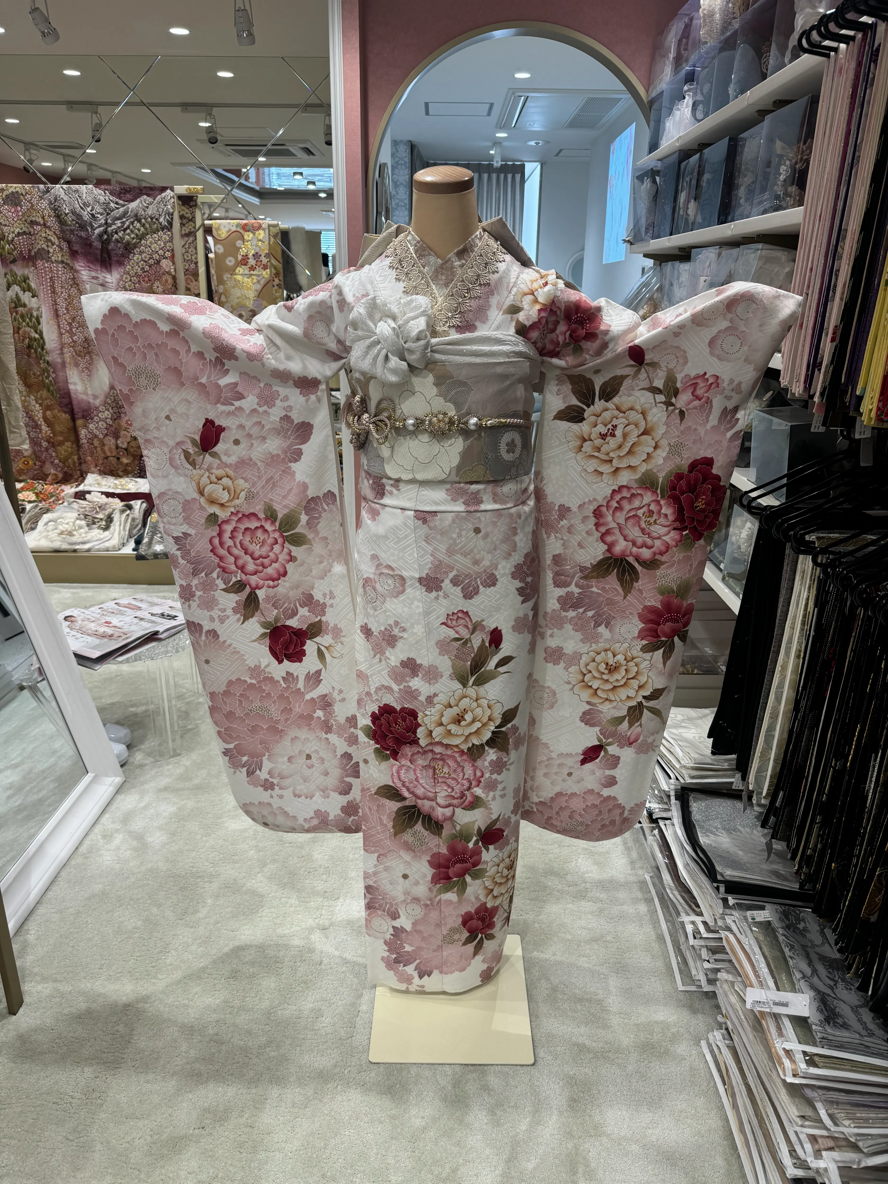 TAKAZEN姫路店　姫路市　成人式　卒業式　袴　振袖　イマドキ振袖　香音　
