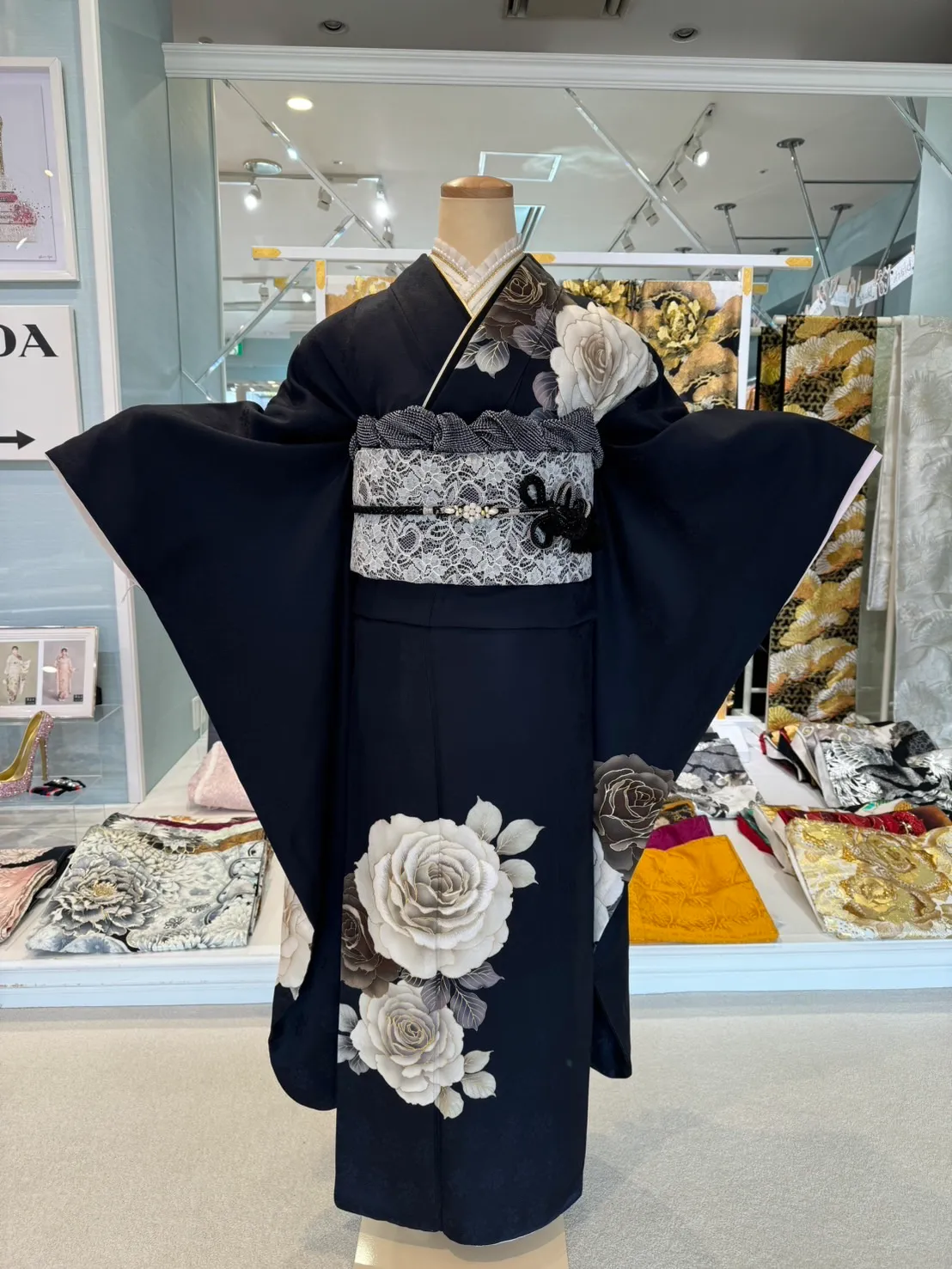 TAKAZEN　タカゼン　成人式　振袖レンタル　おしゃれ　ネイビー　紺色　無地系