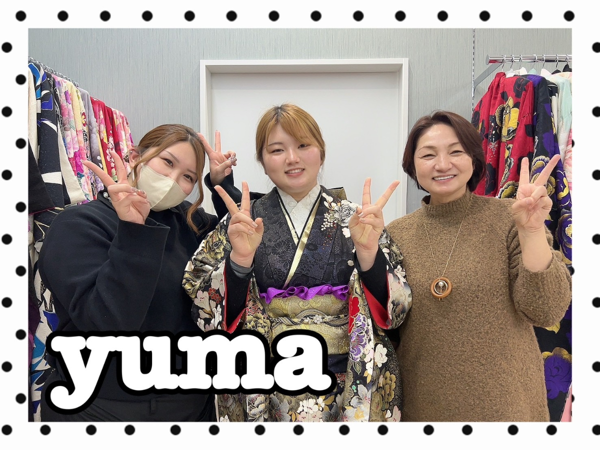 【TAKAZEN橿原店】17日♡2026年成人の桂由美デザインの黒×ゴールドのお振袖姫ちゃん&2027年成人の白×紫の可愛いモードお振袖姫ちゃん♡