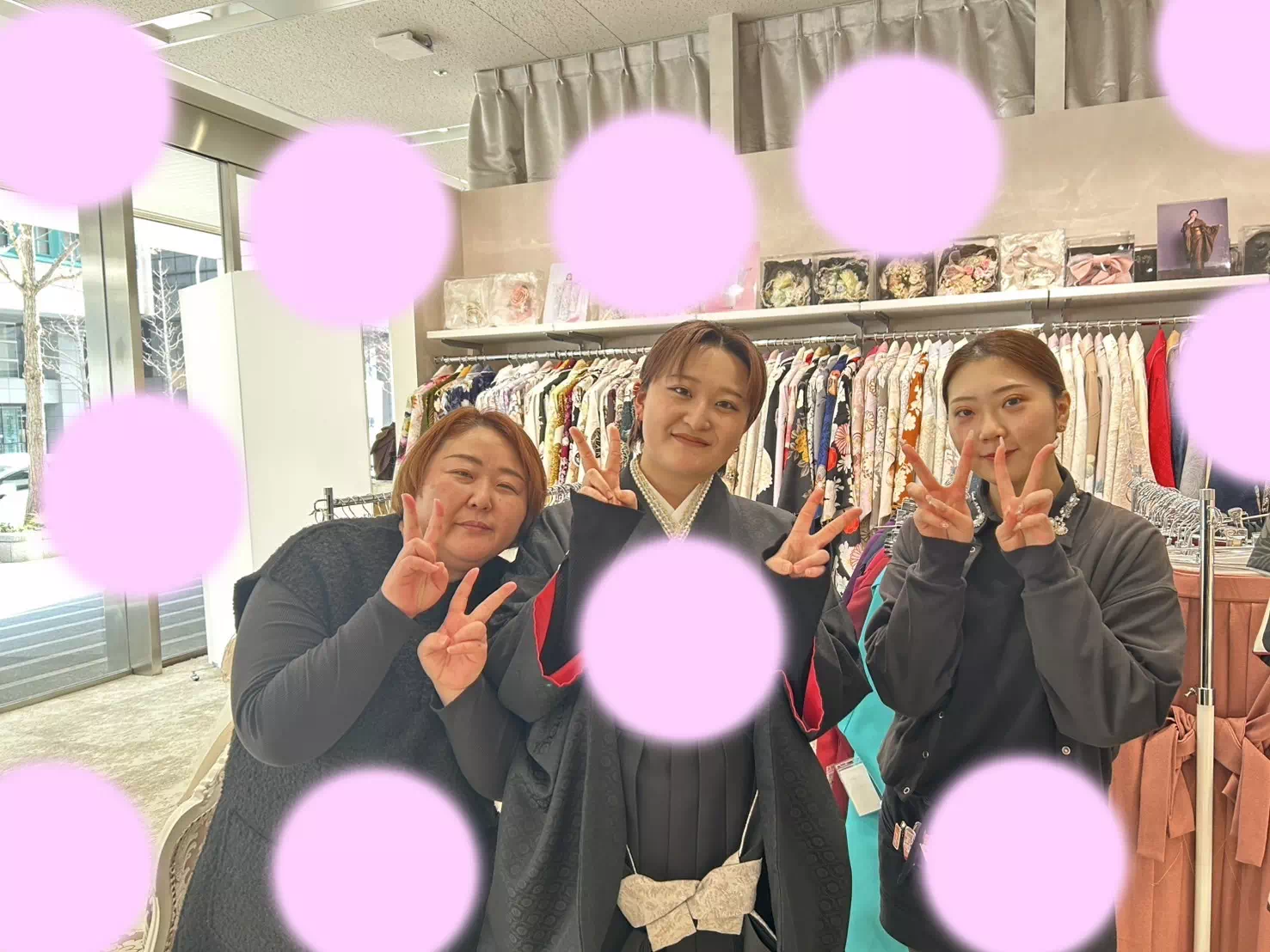 【TAKAZEN神戸旧居留地店】♡20日 　かっこいい黒色無地の卒業袴コーデ♡パールの小物を使っておしゃれコーデ♡