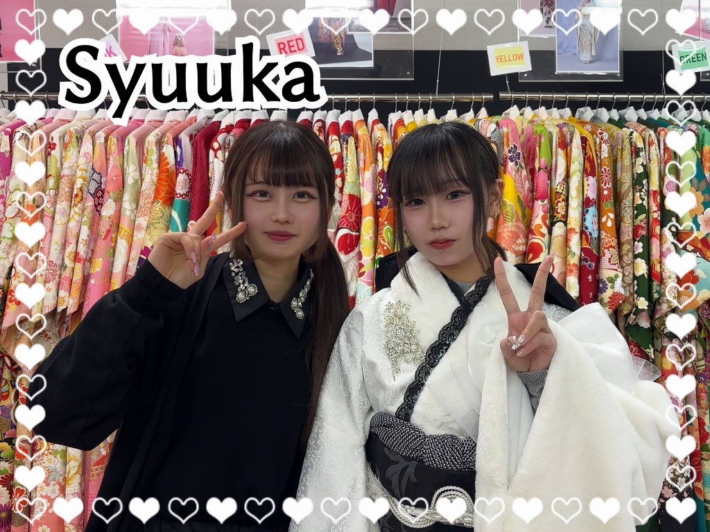 振袖　レンタル　奈良　帯　可愛い　アレンジ　華やか　綺麗　安い！モード　黒/ブルー(青色)　牡丹柄　派手　綺麗　かっこいい振袖　桂由美デザイン　ギャル【通販可】#F0086　最新作ヘップバーンシュシュ　白/オールホワイト/真っ白　ファー/ジャガード生地　リボン・キラキラパーツ付き　ふわふわ振袖　誰ともかぶらない　珍しい　伊藤桃々【通販可】26015