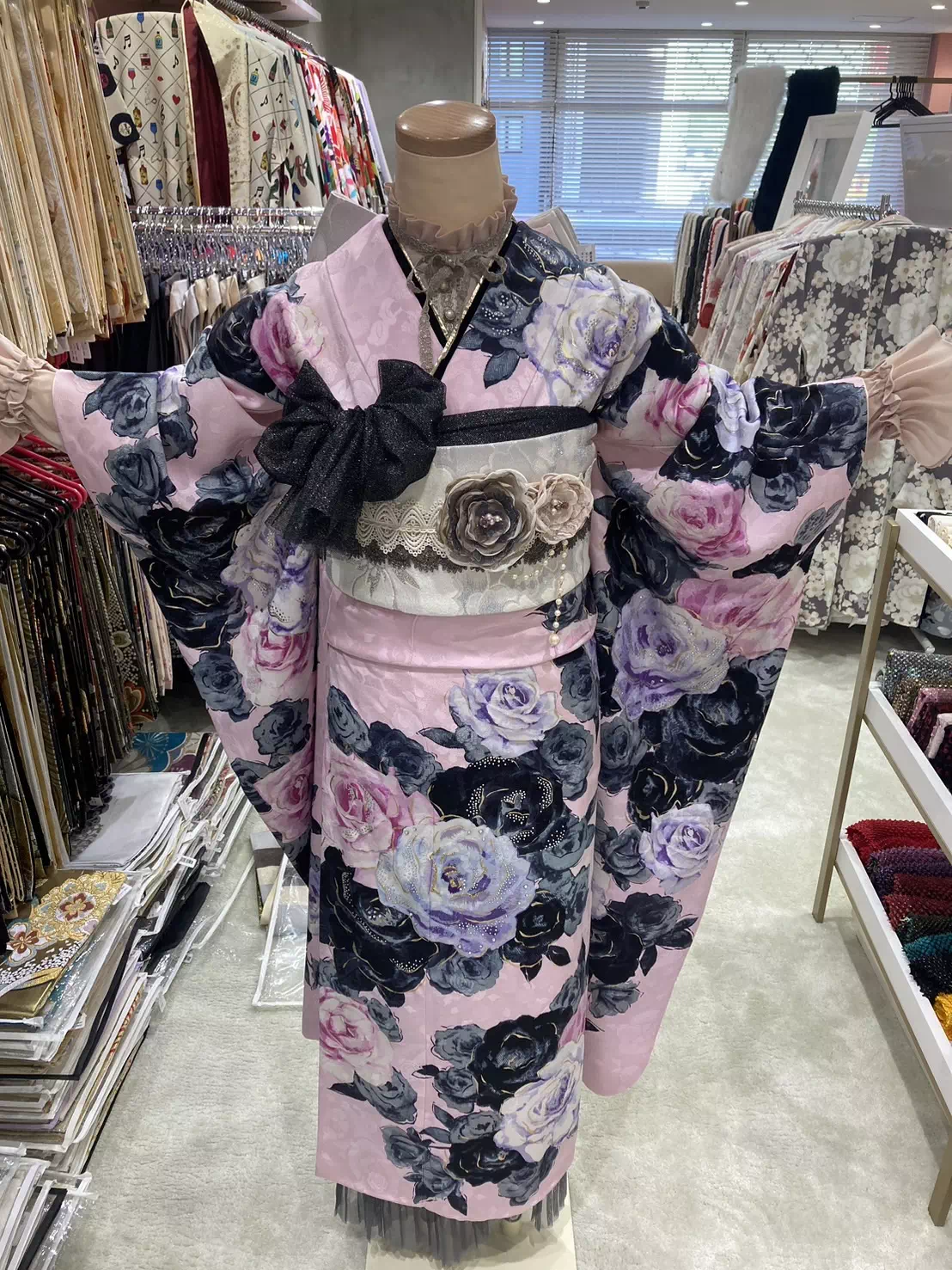 TAKAZEN姫路店　姫路市　成人式　卒業式　袴　振袖　イマドキ振袖　香音　