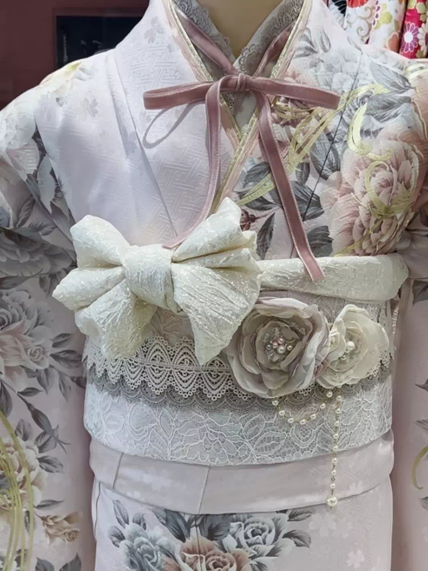 TAKAZEN姫路店　姫路市　成人式　卒業式　ピンク　くすみカラー　エレガント　振袖　イマドキ振袖　加古川市　高砂市　前撮り