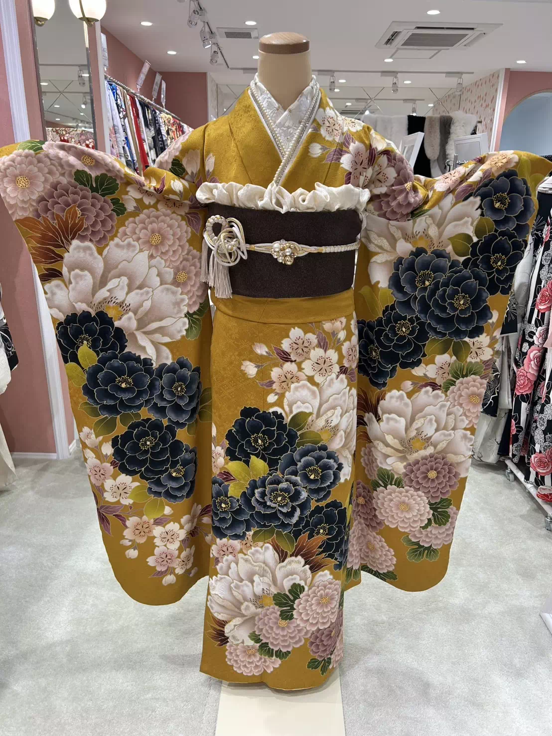 姫路　加古川　高砂　たつの　振袖レンタル　成人式　からし色