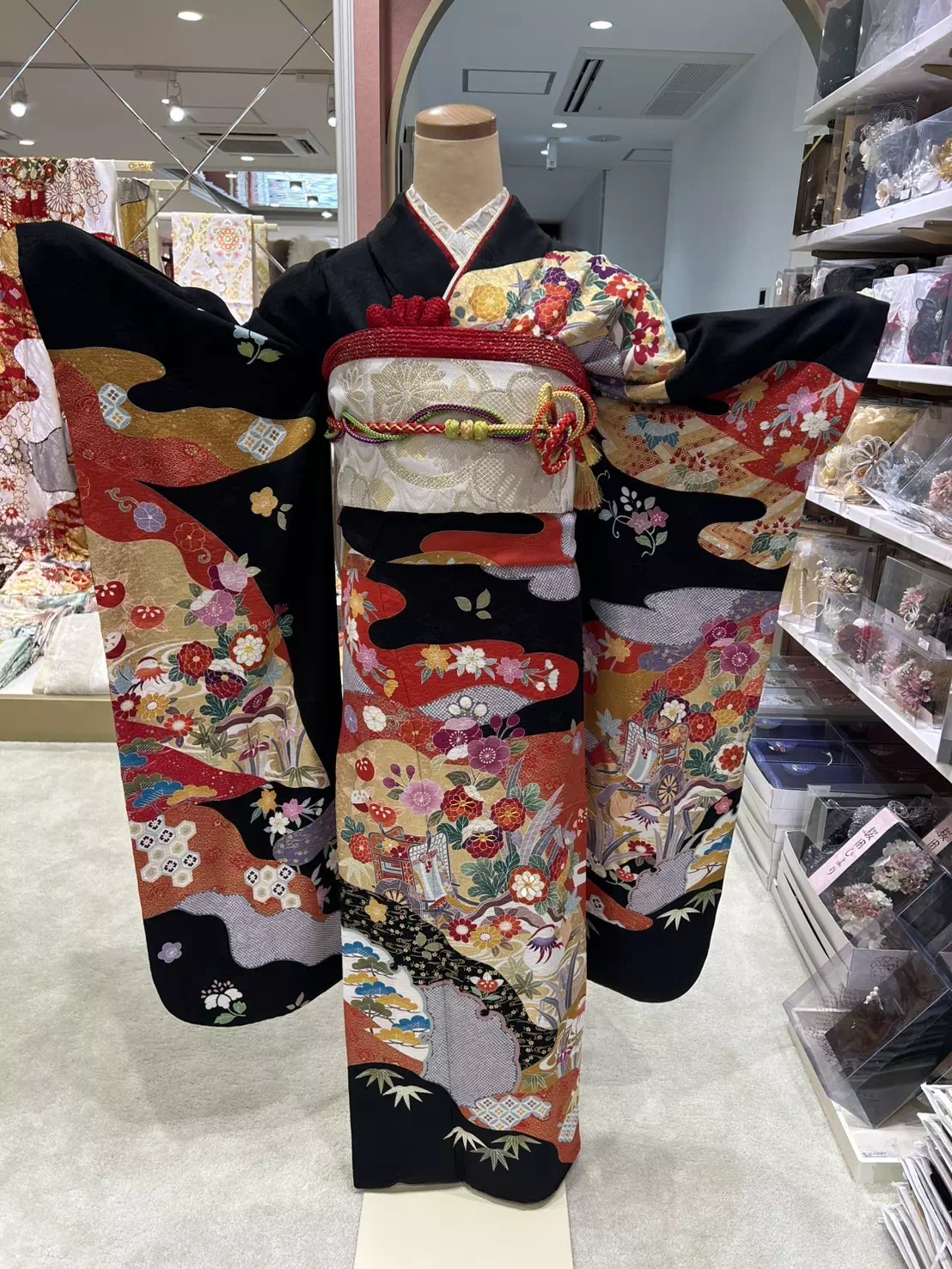 TAKAZEN姫路店　姫路市　成人式　卒業式　　振袖　イマドキ振袖　加古川市　高砂市　前撮り　口コミ　古典振袖