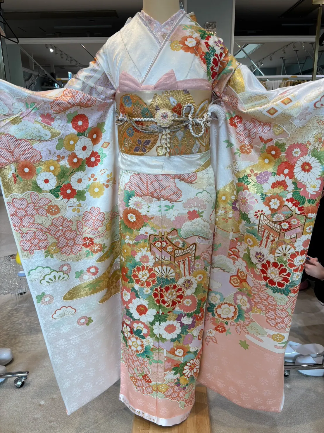 成人式　振袖レンタル　大阪　堺　白　ピンク　プレミアム古典　田中優子　吉澤織物